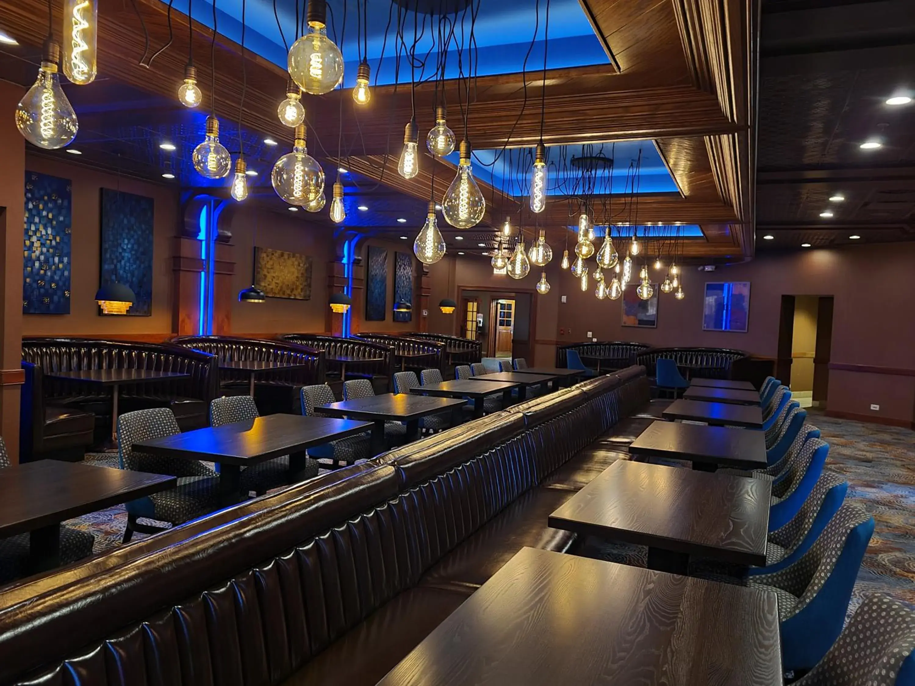 Restaurant/places to eat in Holiday Inn Chicago SW-Countryside ConfCtr by IHG Restaurant/places to eat in Holiday Inn Chicago SW-Countryside ConfCtr by IHG