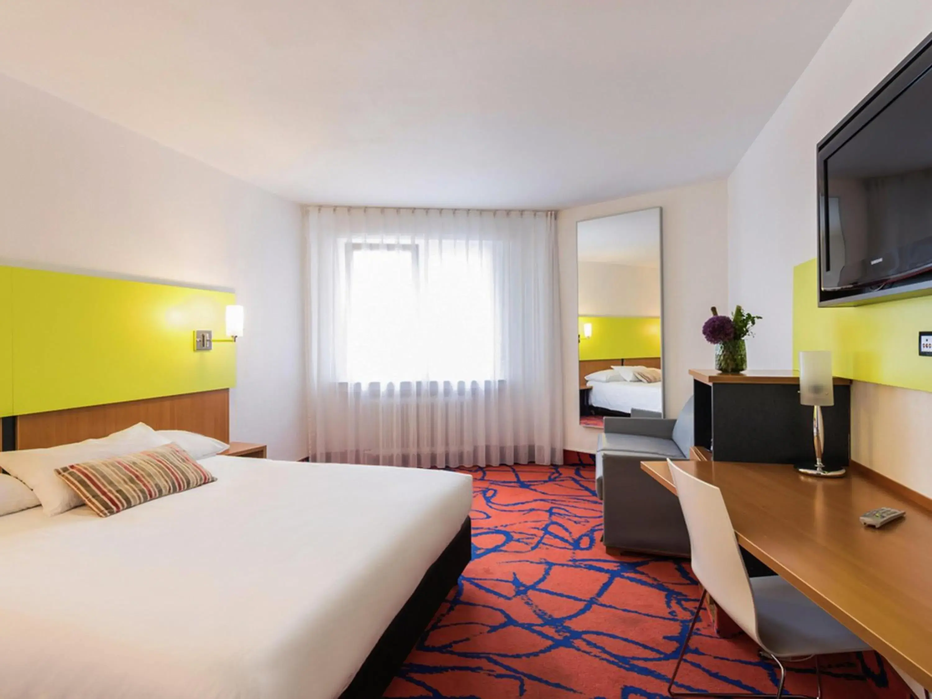 Bedroom, Bed in Ibis Styles Frankfurt City Bedroom, Bed in Ibis Styles Frankfurt City
