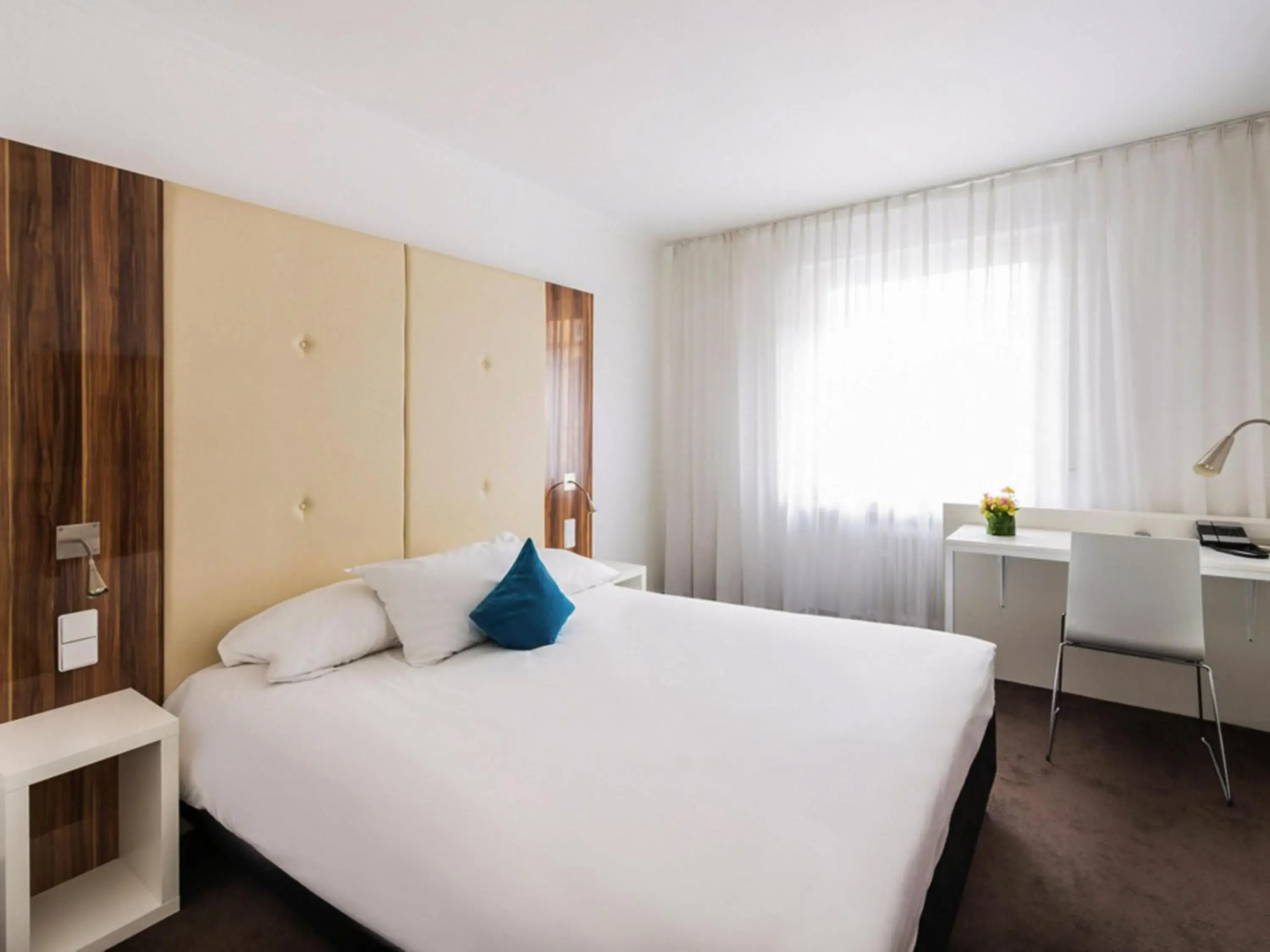 Bedroom, Bed in Ibis Styles Frankfurt City Bedroom, Bed in Ibis Styles Frankfurt City