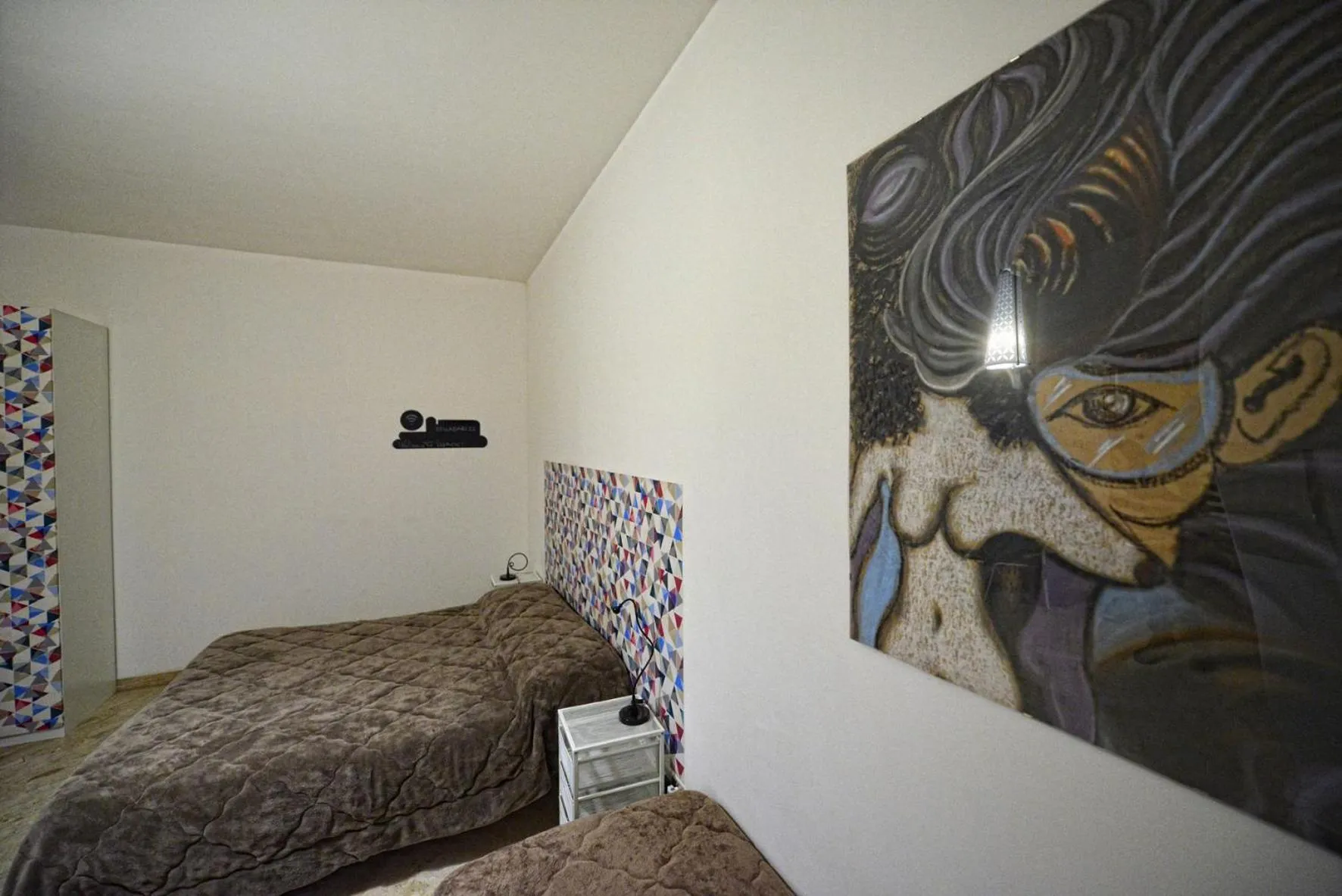 Photo of the whole room, Bed in Aback Policlinico