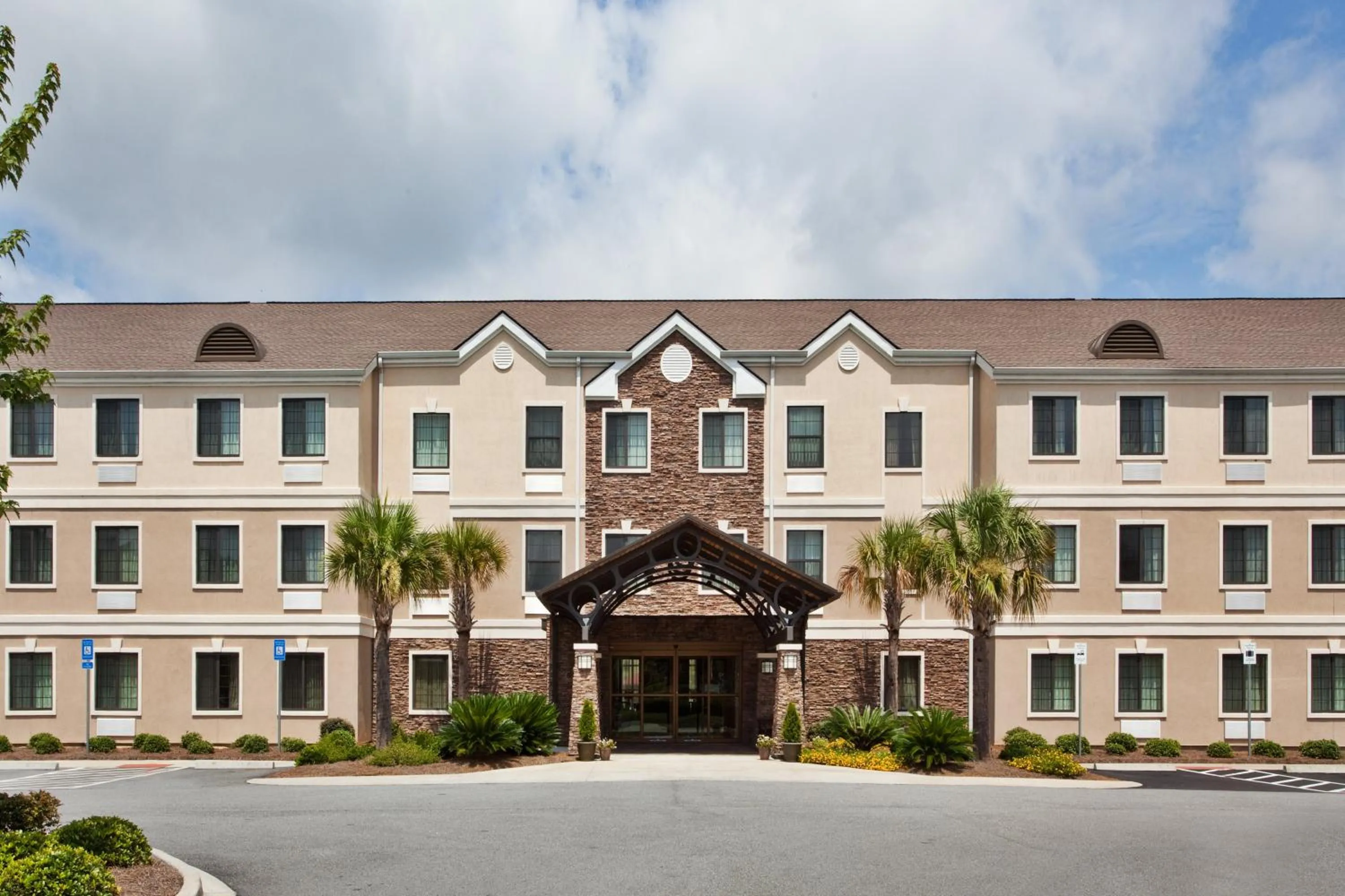 Property building in Comfort Inn & Suites Savannah Airport