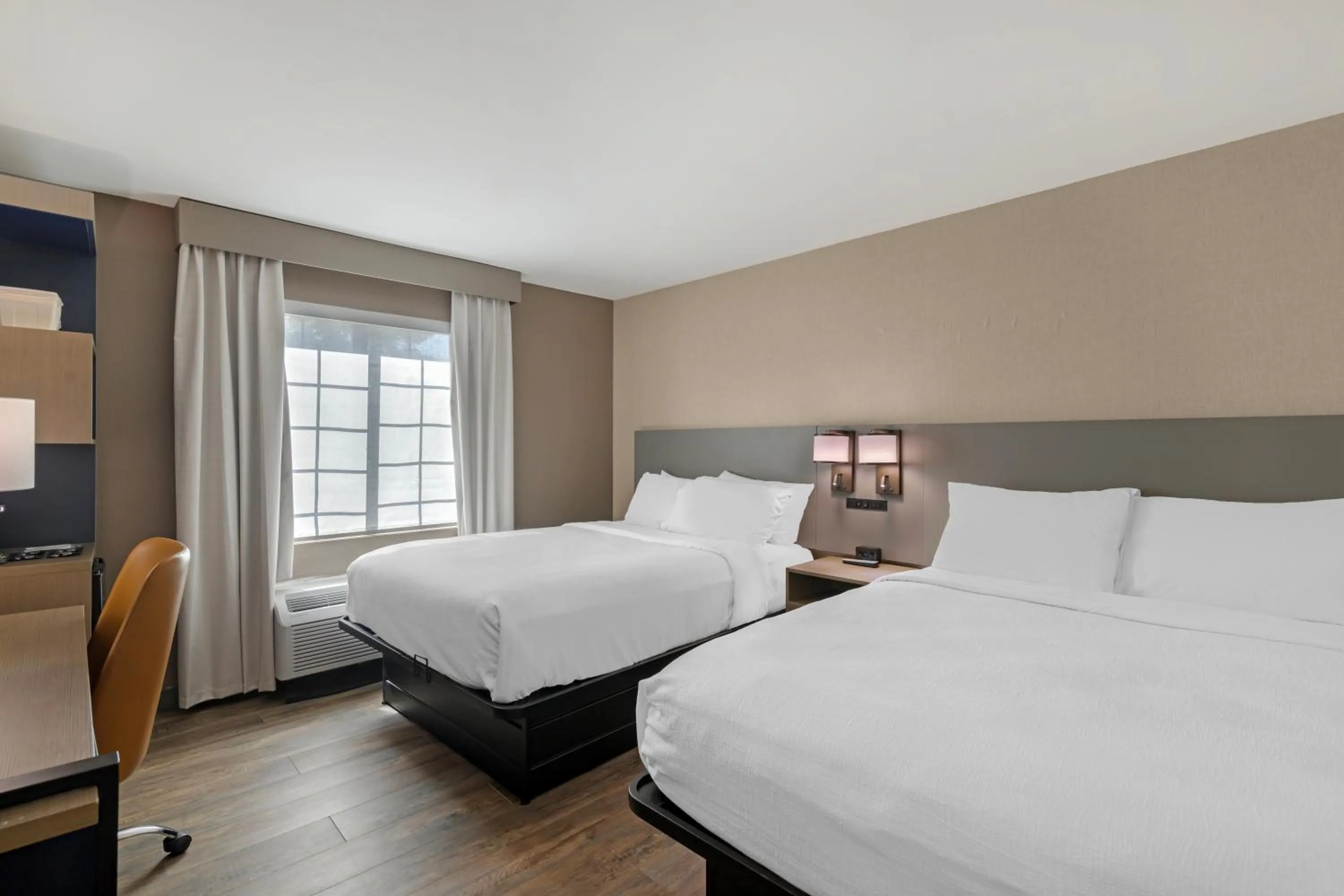 Bedroom, Bed in Comfort Inn & Suites Savannah Airport