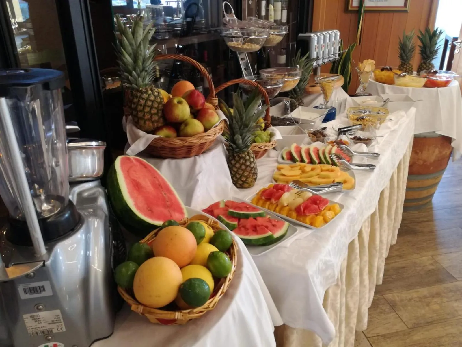 Buffet breakfast in Hotel Vinotel Gospoja