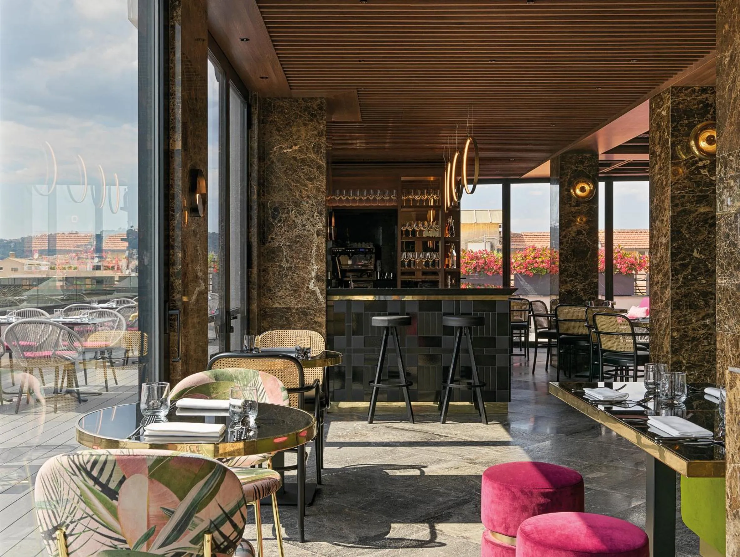 Restaurant/places to eat in Orazio Palace Hotel