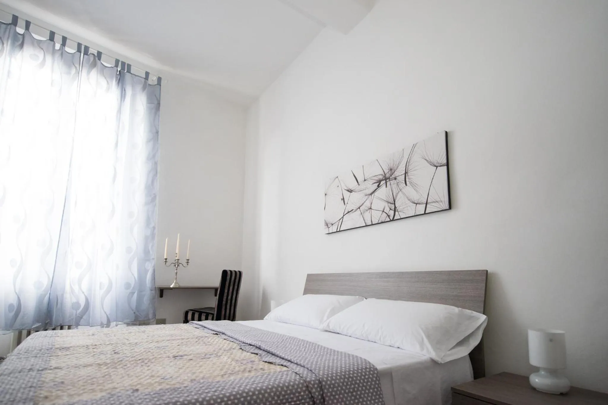 Day, Bed in All'ombra della Torre only Rooms