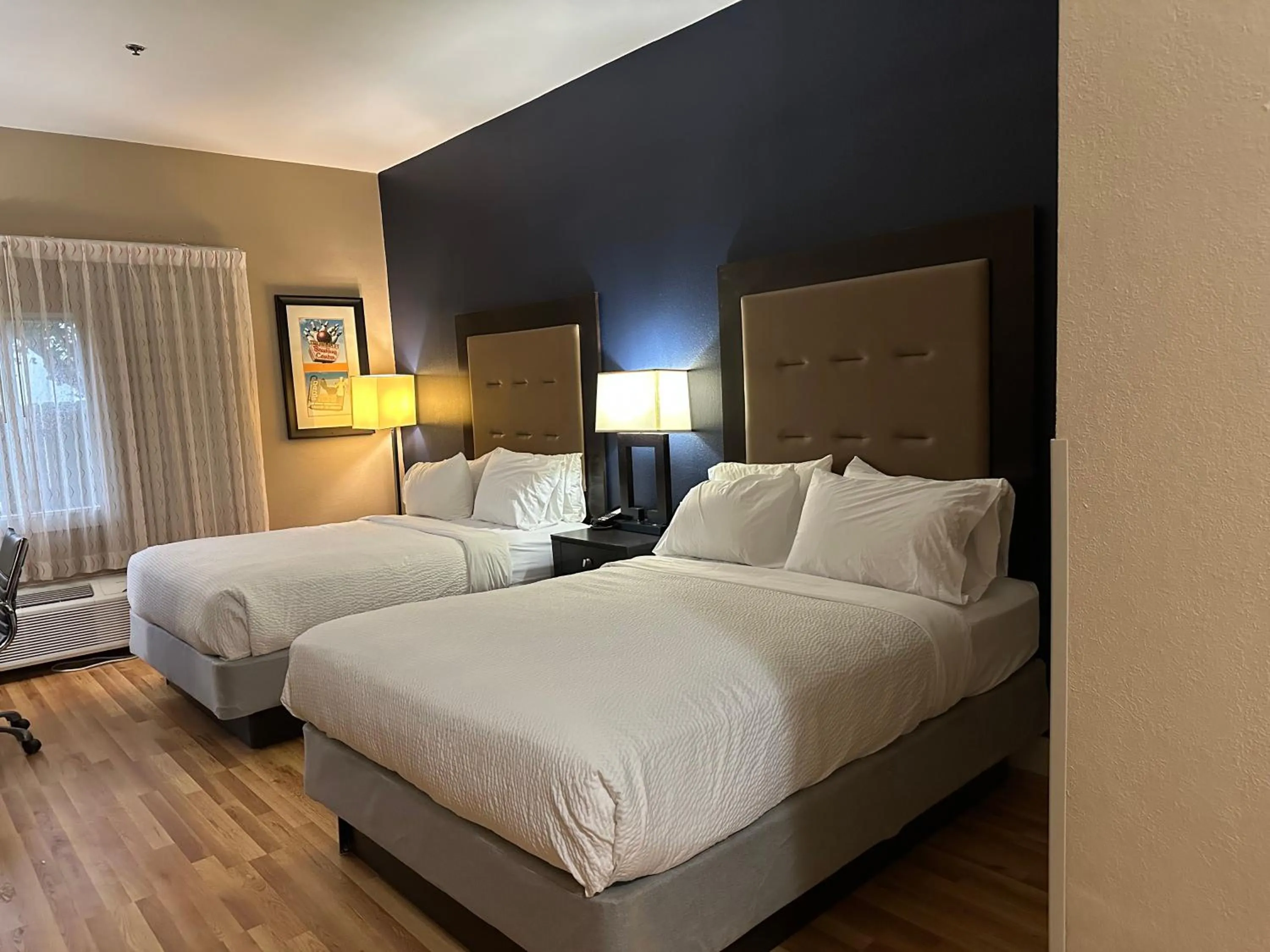 Bed in Holiday Inn Hotel & Suites Slidell by IHG