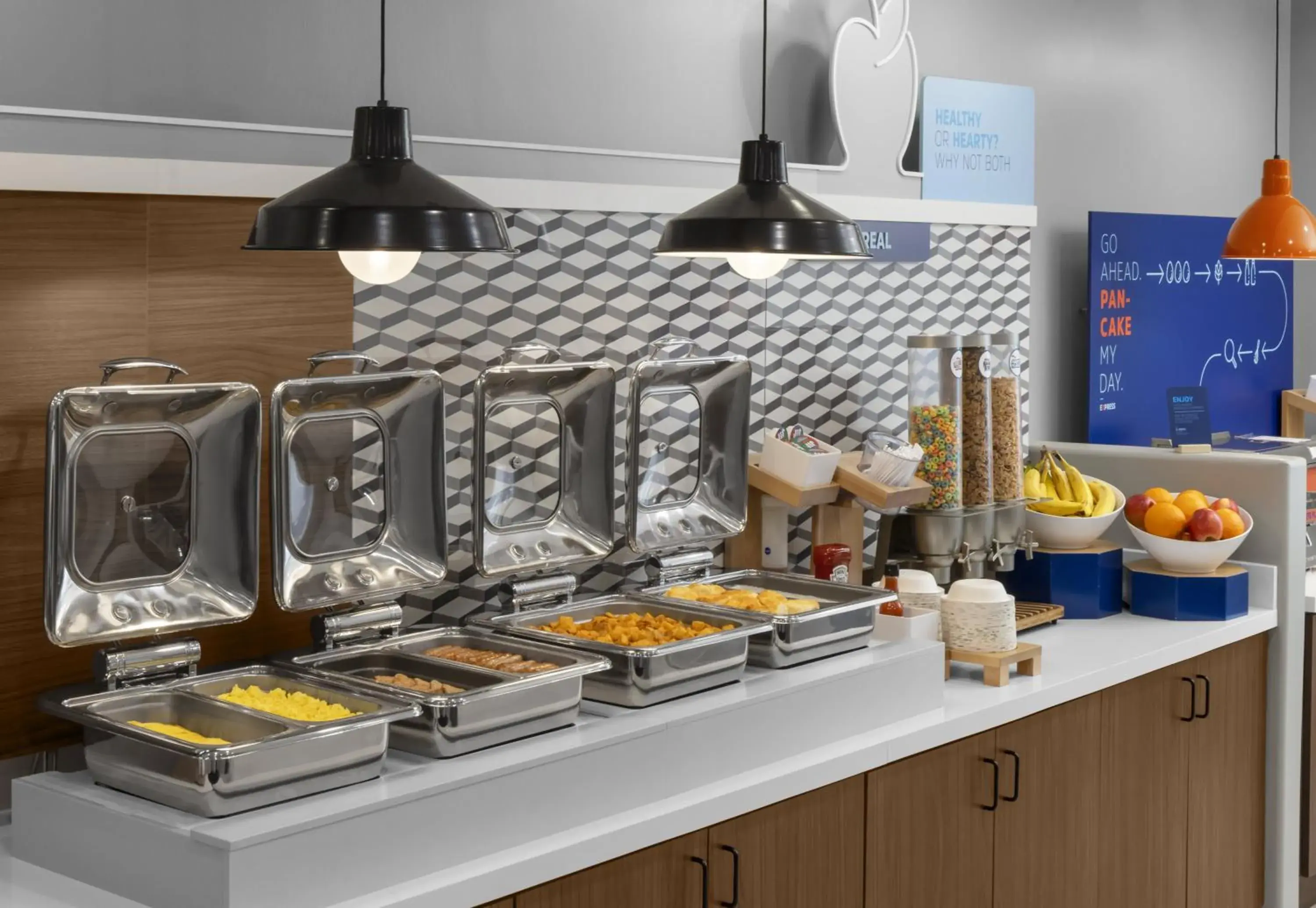 Restaurant/places to eat in Holiday Inn Express Hotel & Suites Montrose - Black Canyon Area by IHG Restaurant/places to eat in Holiday Inn Express Hotel & Suites Montrose - Black Canyon Area by IHG