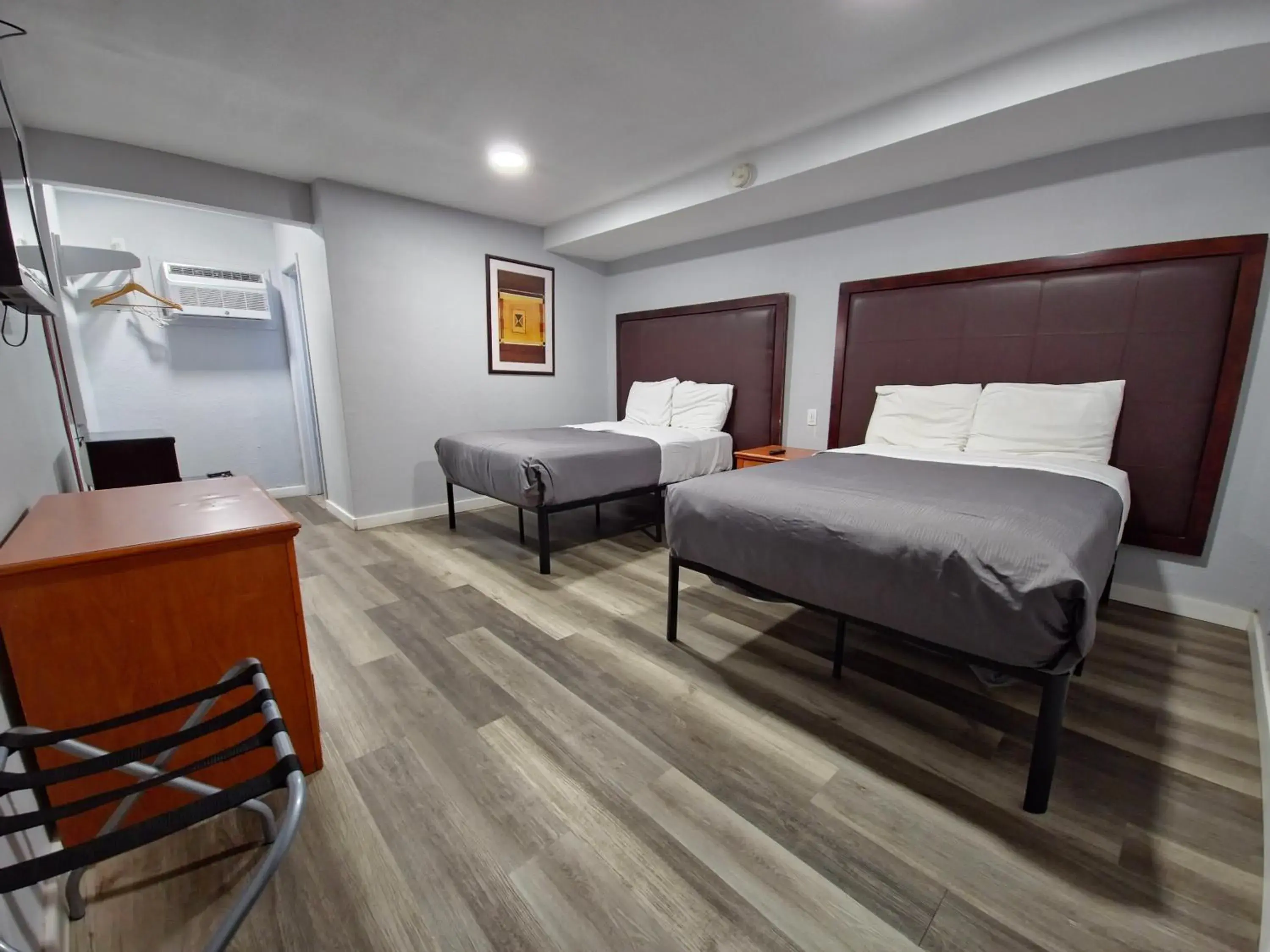 Bedroom, Bed in The L Motel Downtown/NAU Conference Center Bedroom, Bed in The L Motel Downtown/NAU Conference Center