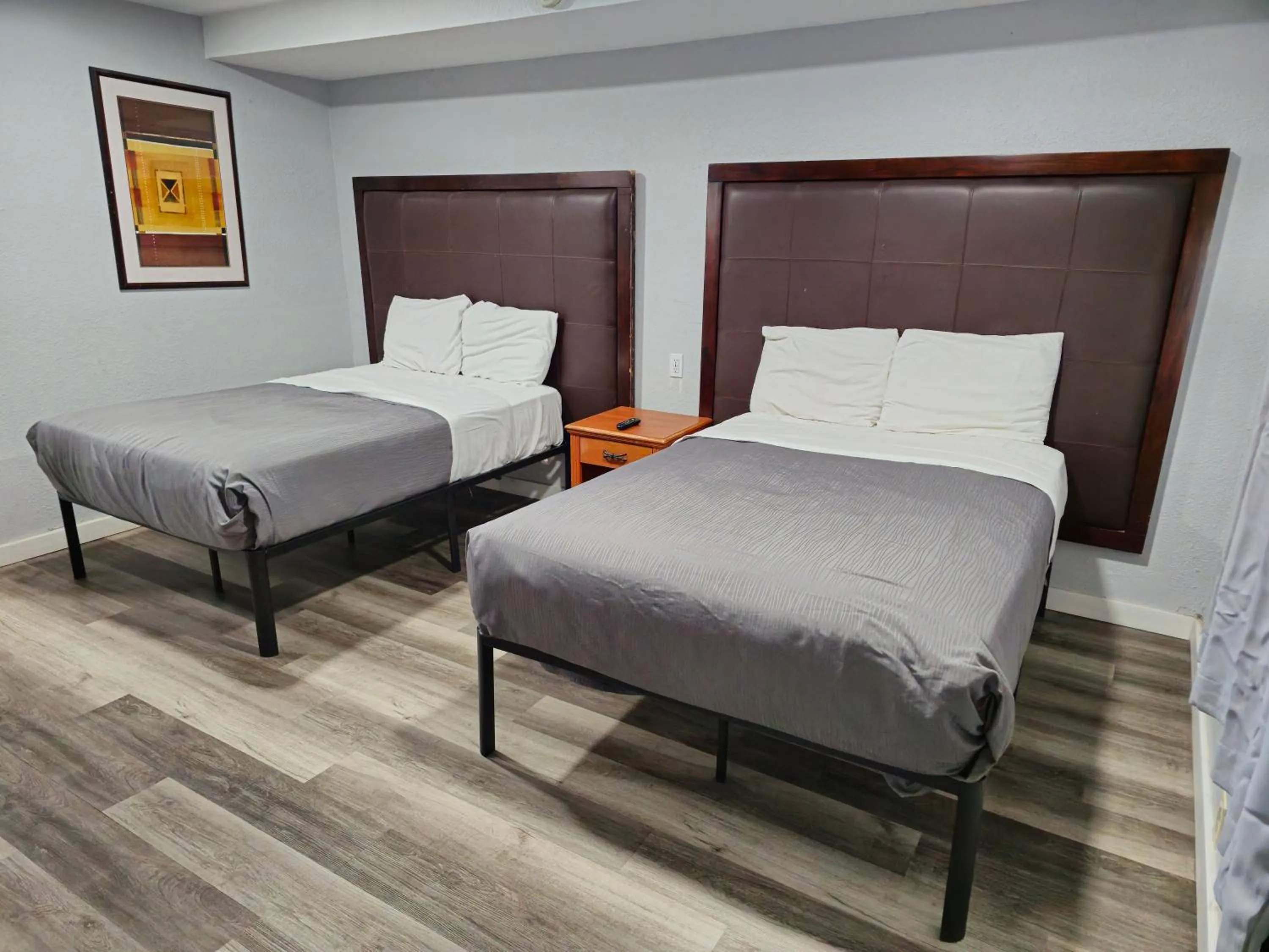 Bed in The L Motel Downtown/NAU Conference Center