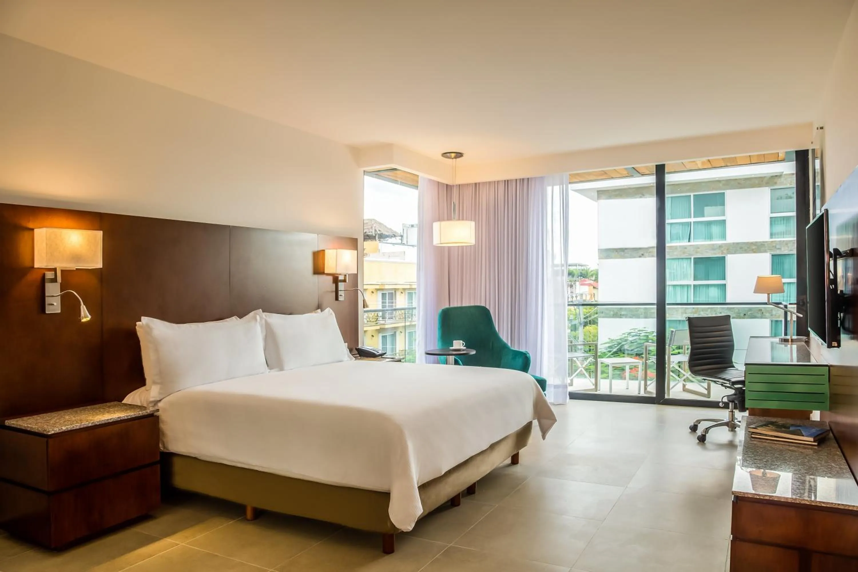 Photo of the whole room, Bed in Fiesta Inn Playa del Carmen