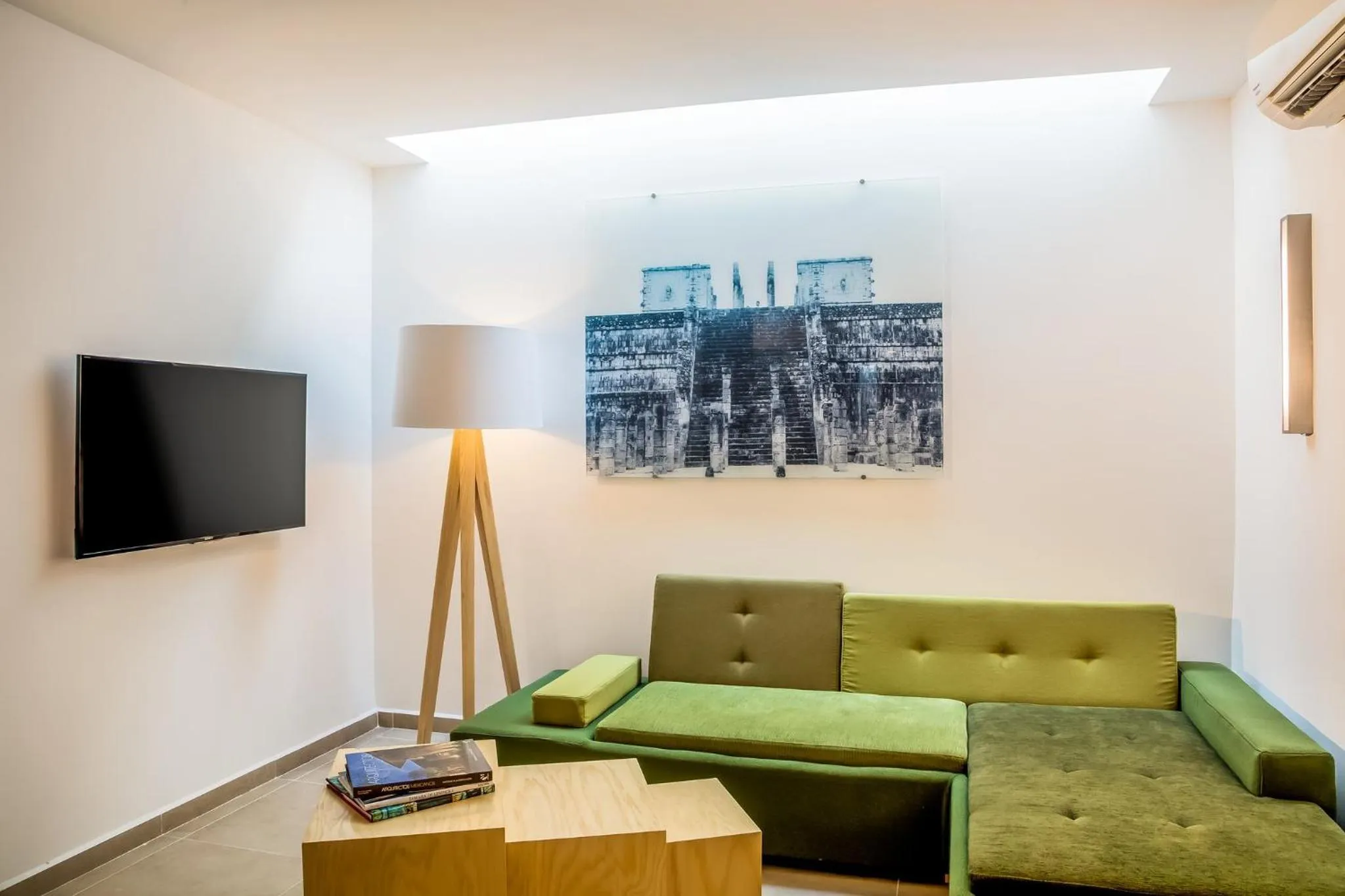 Photo of the whole room in Fiesta Inn Playa del Carmen