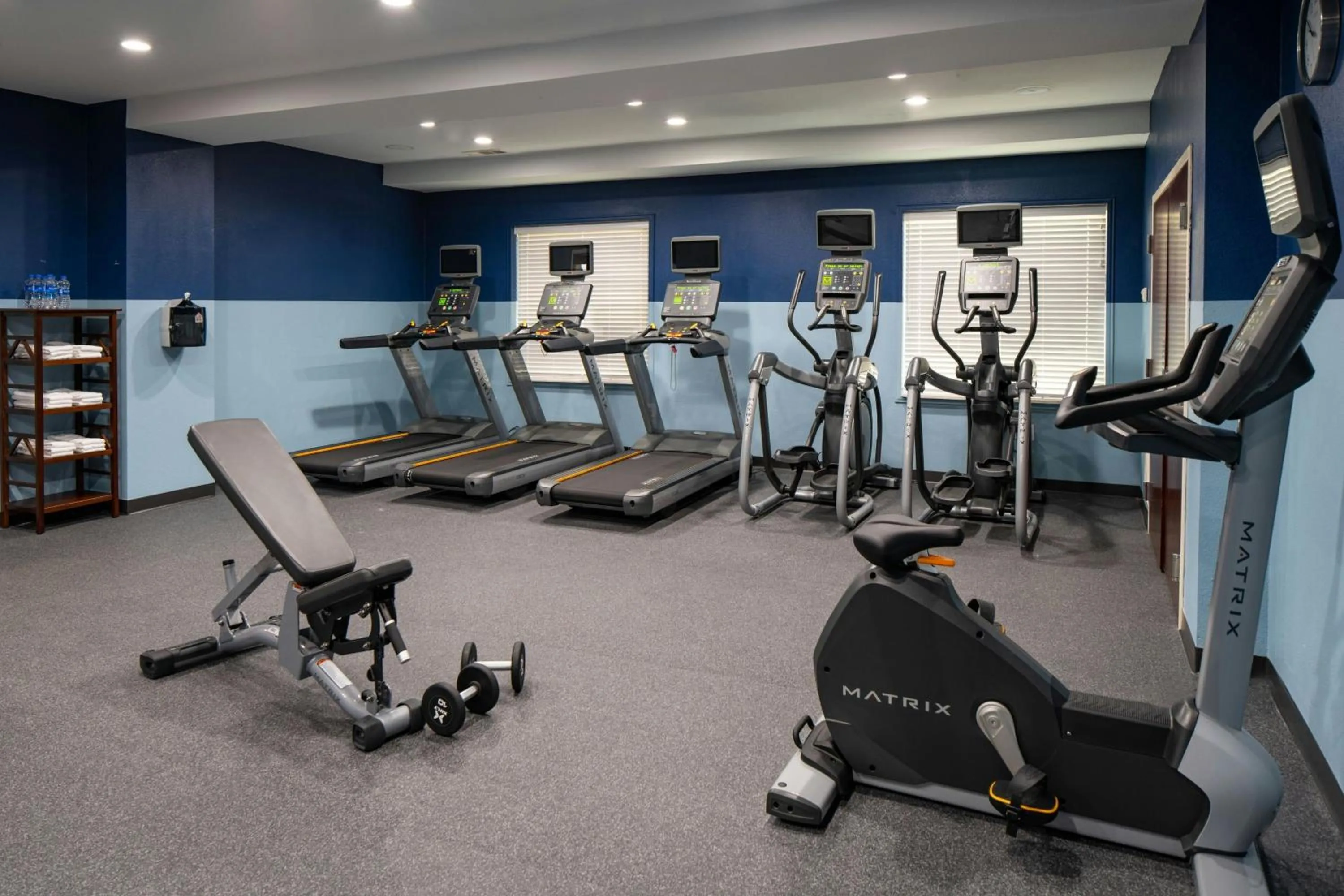 Fitness centre/facilities in Four Points by Sheraton Dallas Arlington Entertainment District