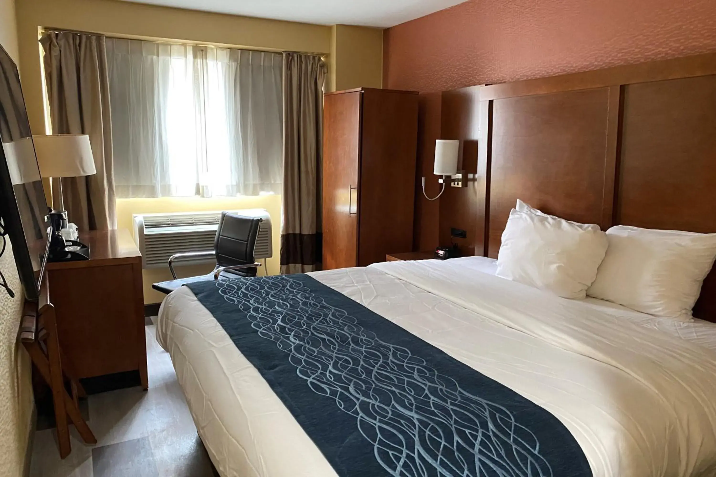 Ramada by Wyndham New York Times Square West