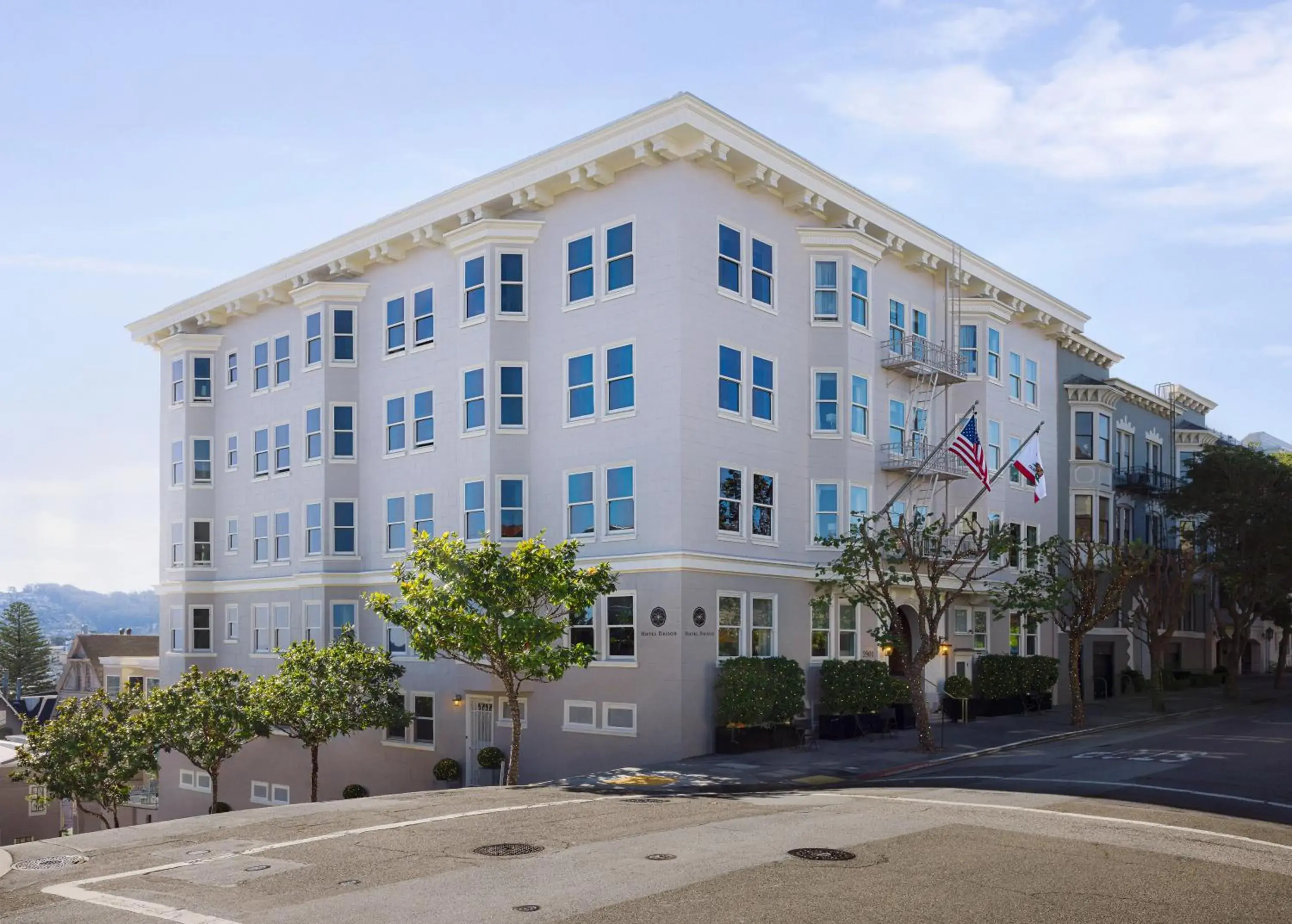 Property building in Hotel Drisco Property building in Hotel Drisco