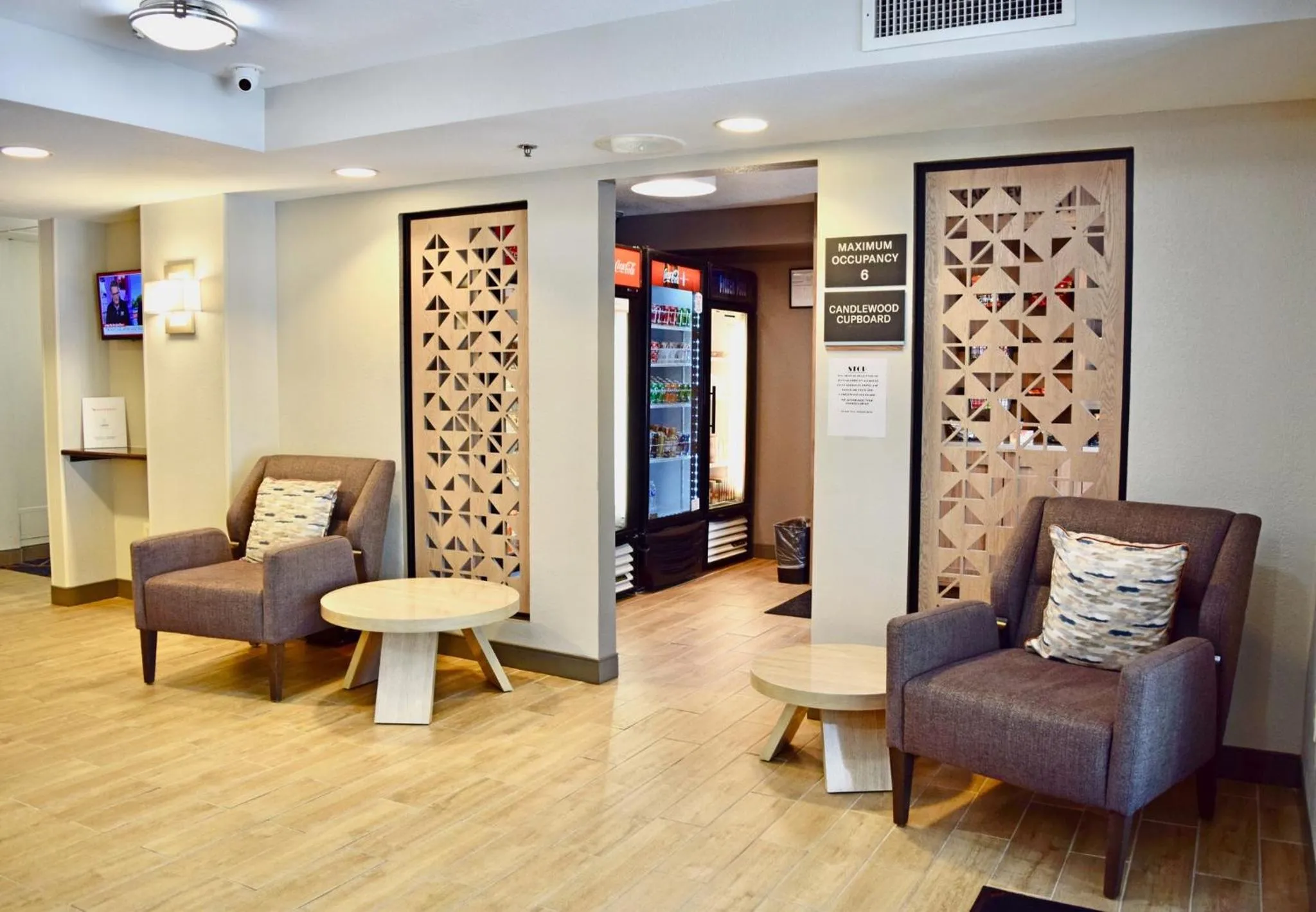 Property building in Candlewood Suites Indianapolis Downtown Medical District by IHG