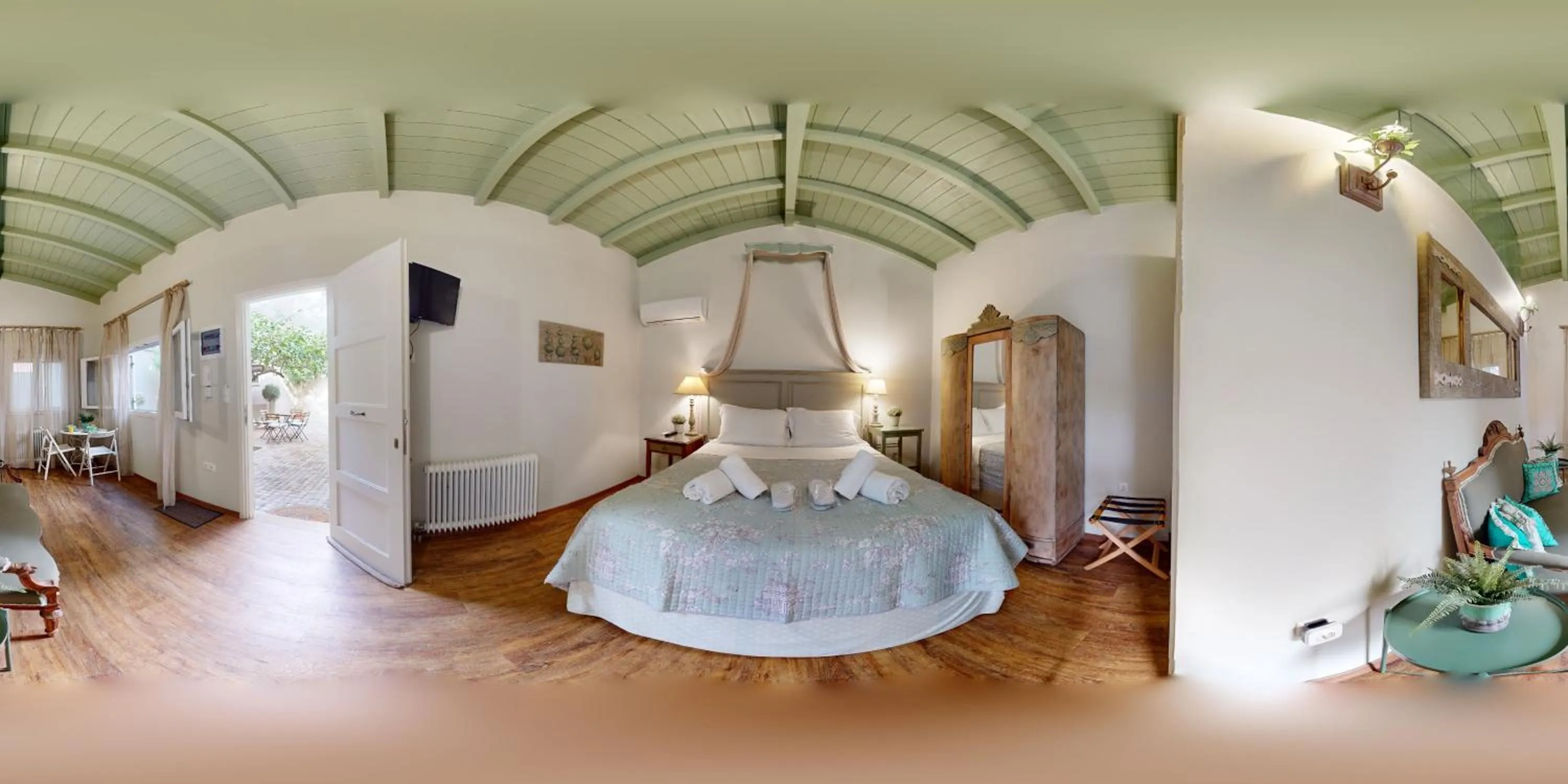 Property building in The Koukaki Residence