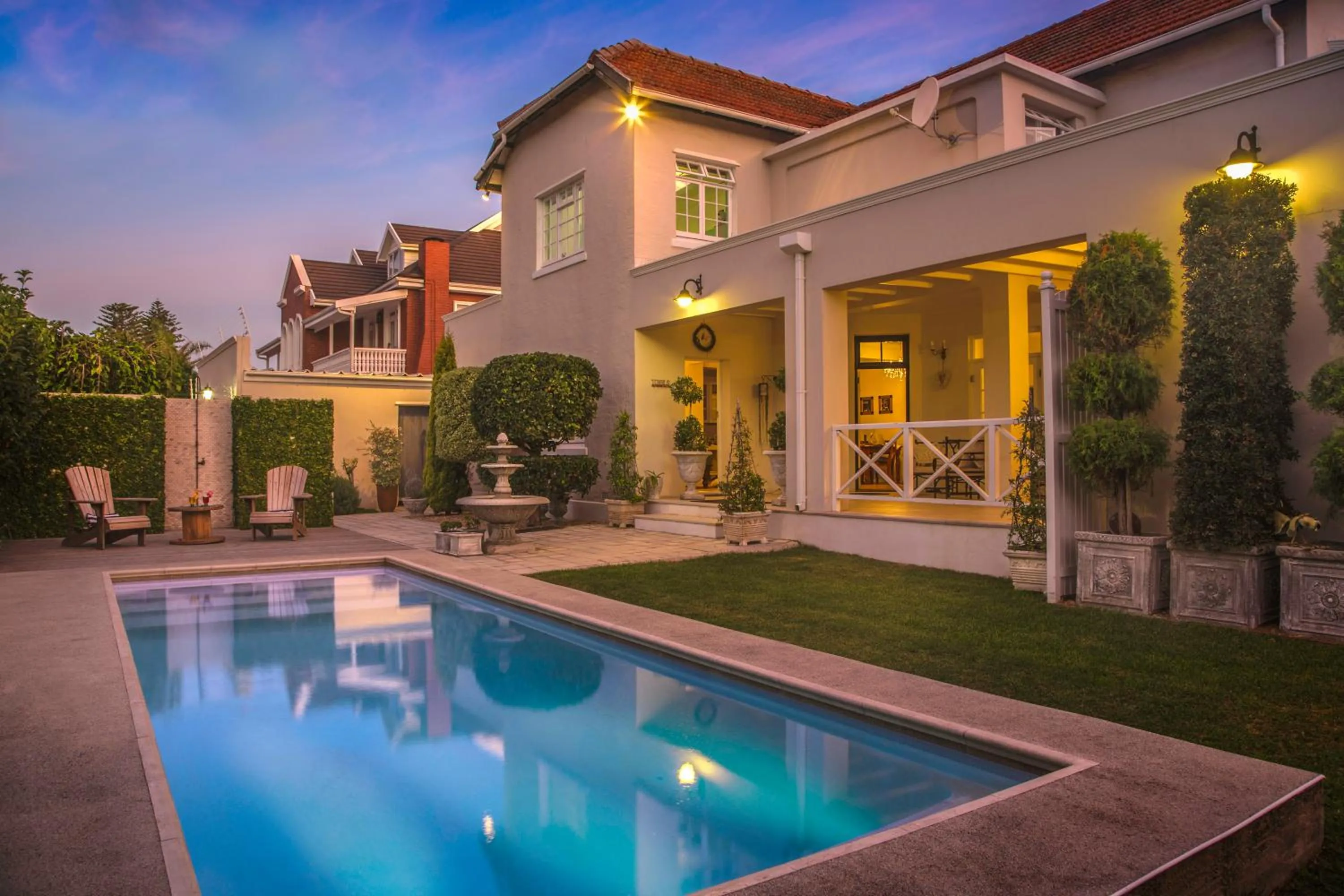 Property building in Bright on 5th Guest house