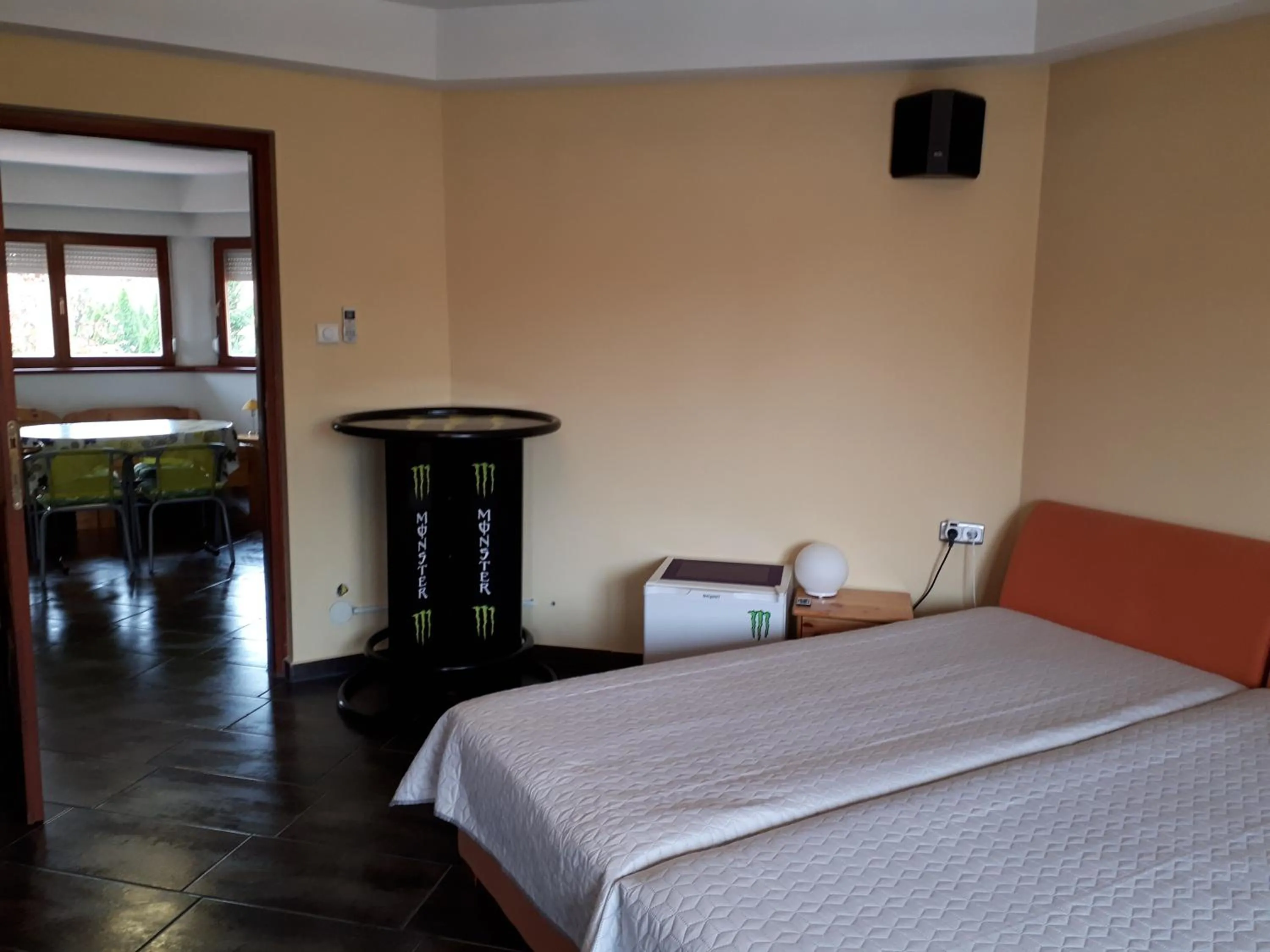 Bedroom, Bed in Kertvárosi Apartman