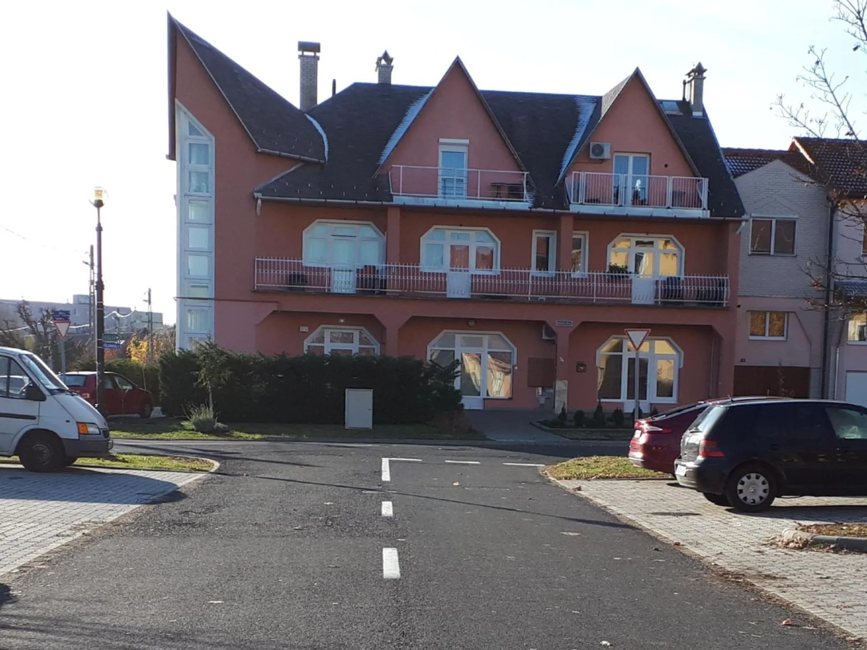 Property building in Kertvárosi Apartman