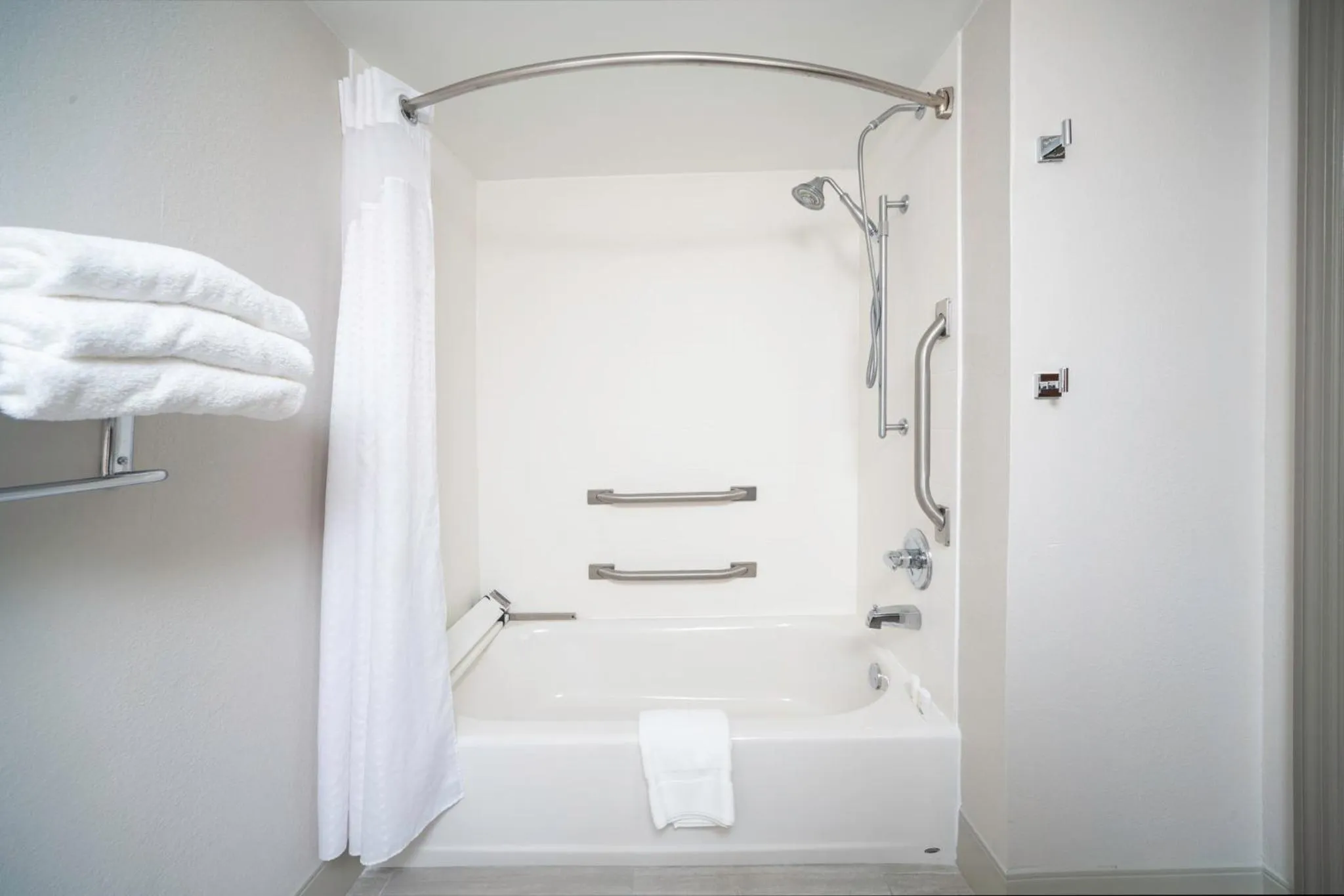 Bathroom in Holiday Inn Express and Suites Atlanta-Johns Creek by IHG