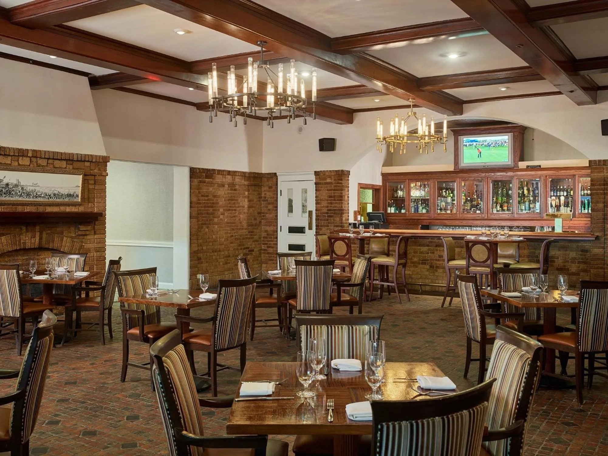 Restaurant/places to eat in Seaview, A Dolce Hotel