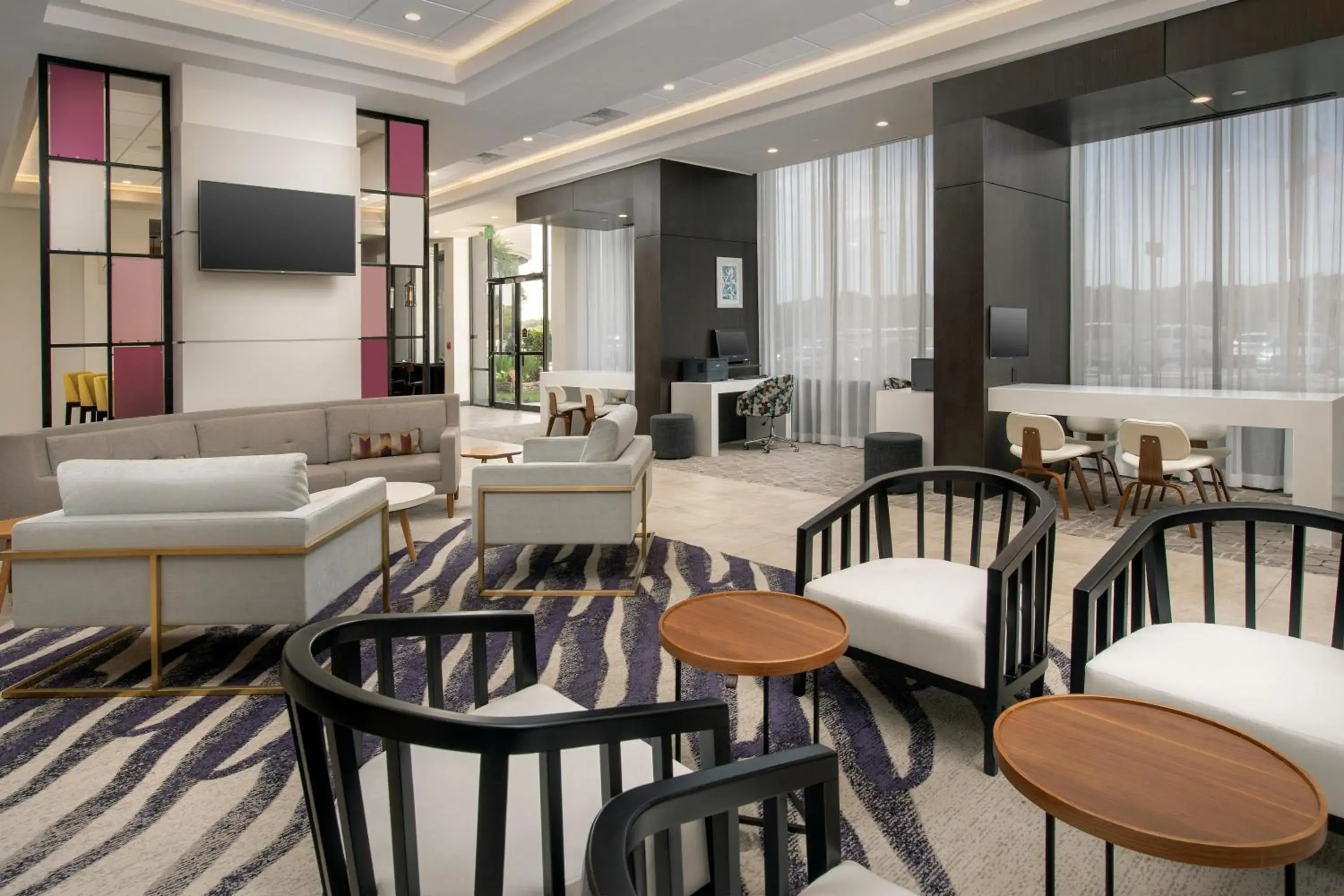 Property building in Crowne Plaza San Antonio Airport by IHG Property building in Crowne Plaza San Antonio Airport by IHG