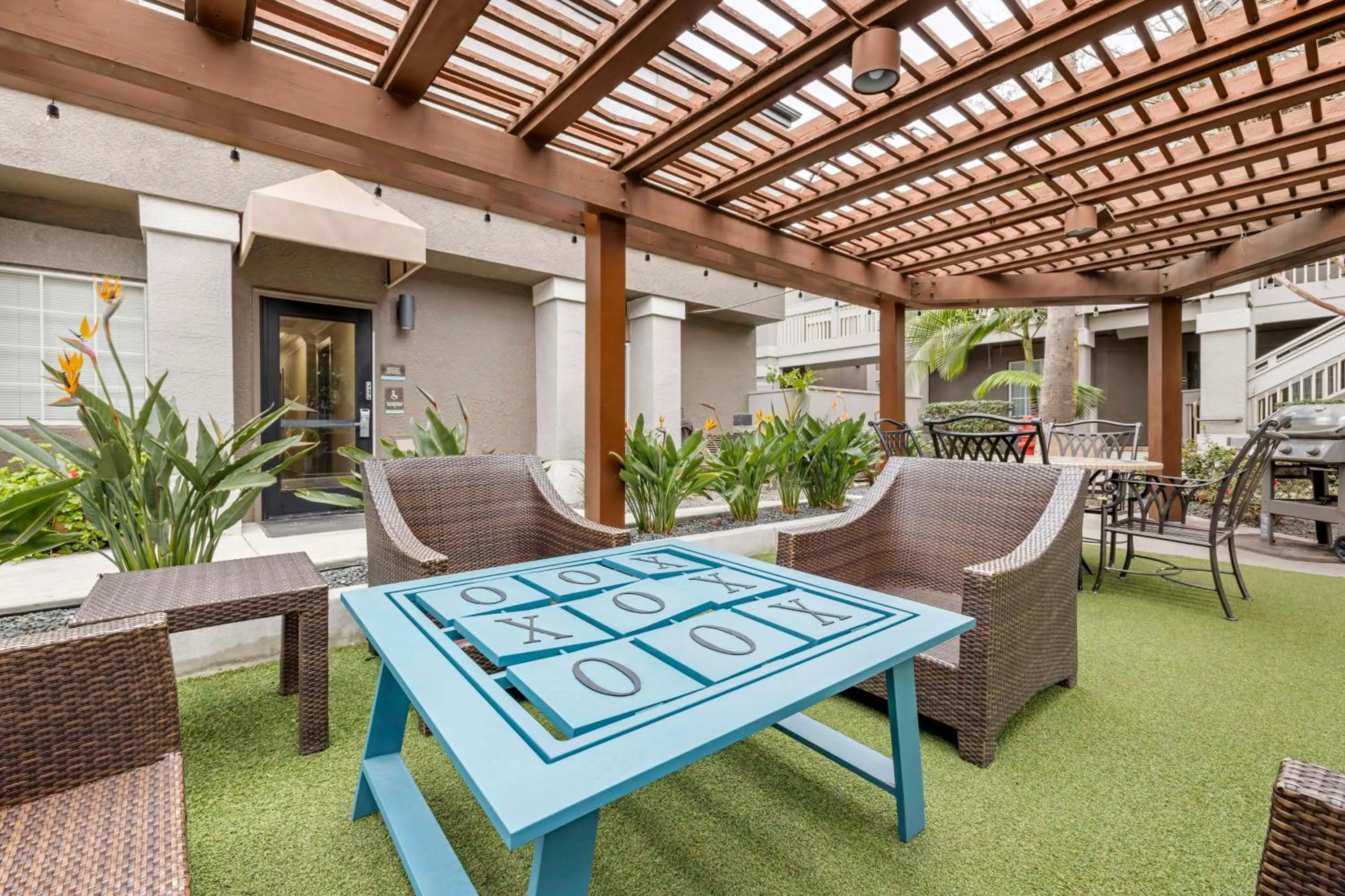 Property building in Sonesta ES Suites Torrance Redondo Beach