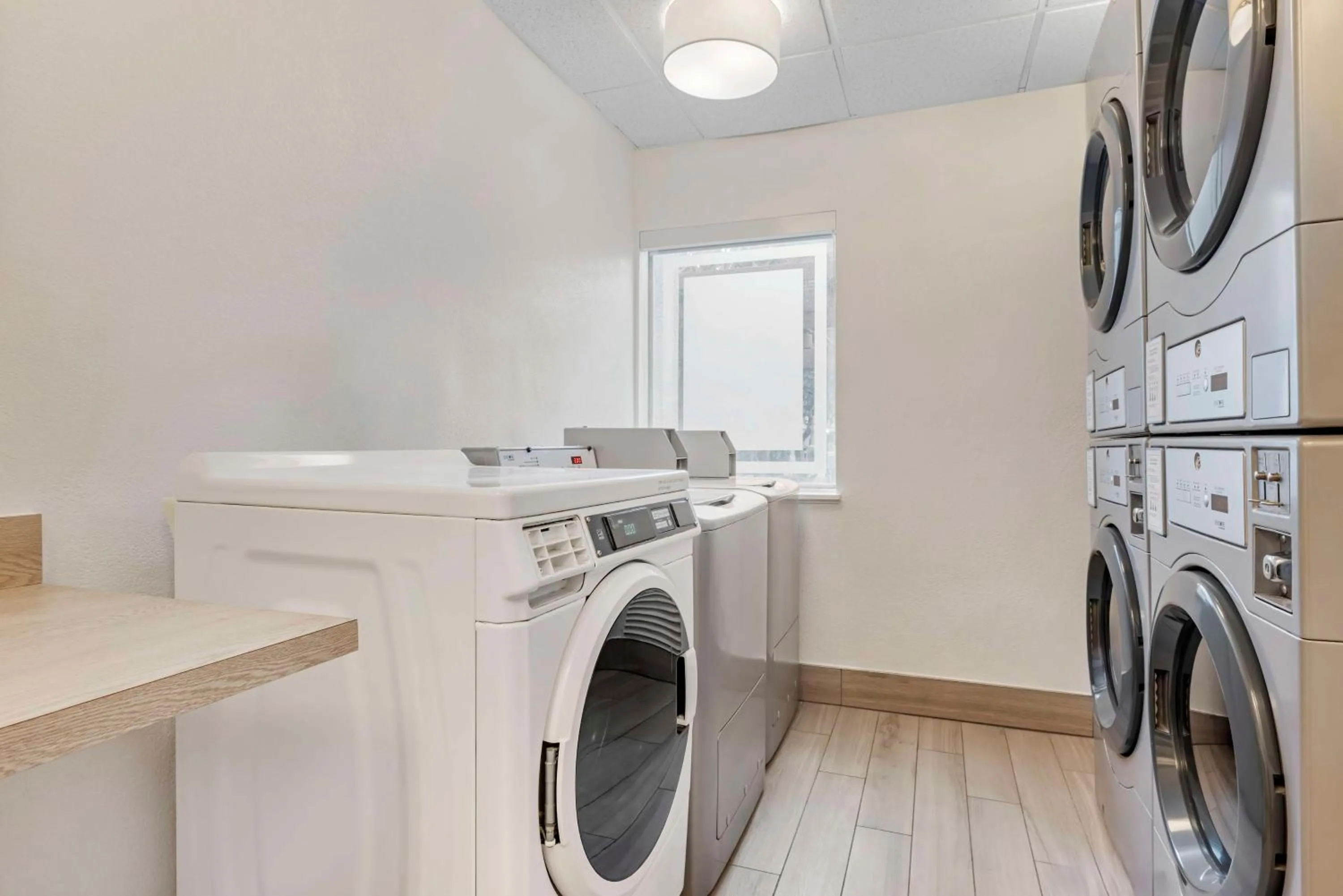 laundry in Sonesta ES Suites Torrance Redondo Beach
