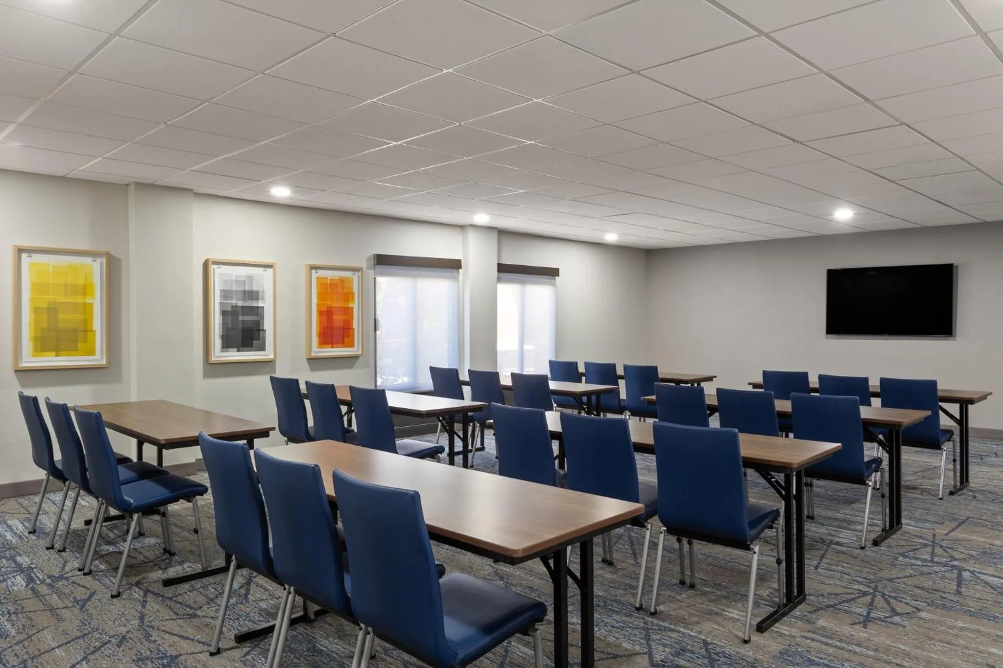Meeting/conference room in Holiday Inn Express Hotel & Suites Tampa-Rocky Point Island by IHG