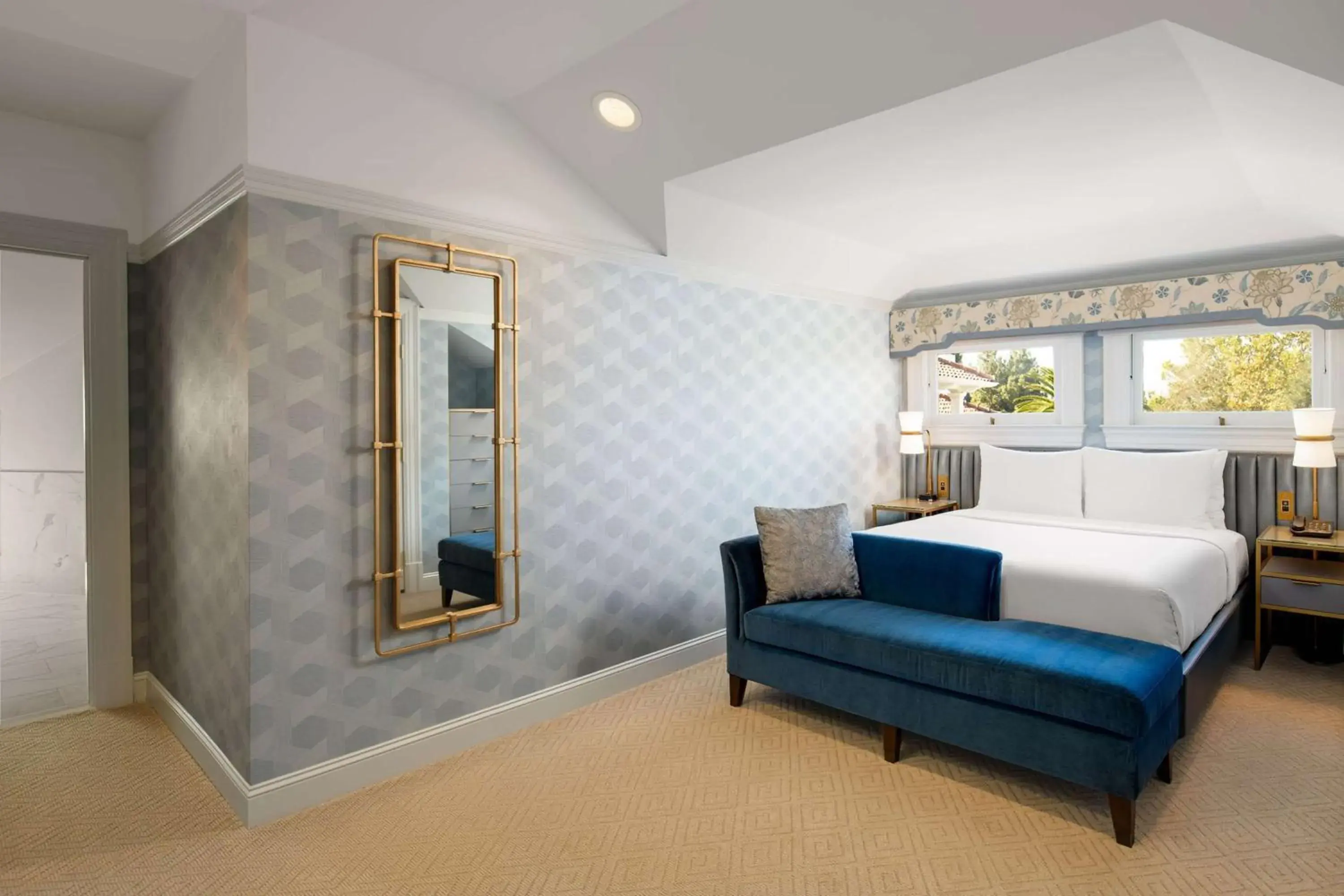 Queen Suite in Hayes Mansion San Jose, Curio Collection by Hilton Queen Suite in Hayes Mansion San Jose, Curio Collection by Hilton