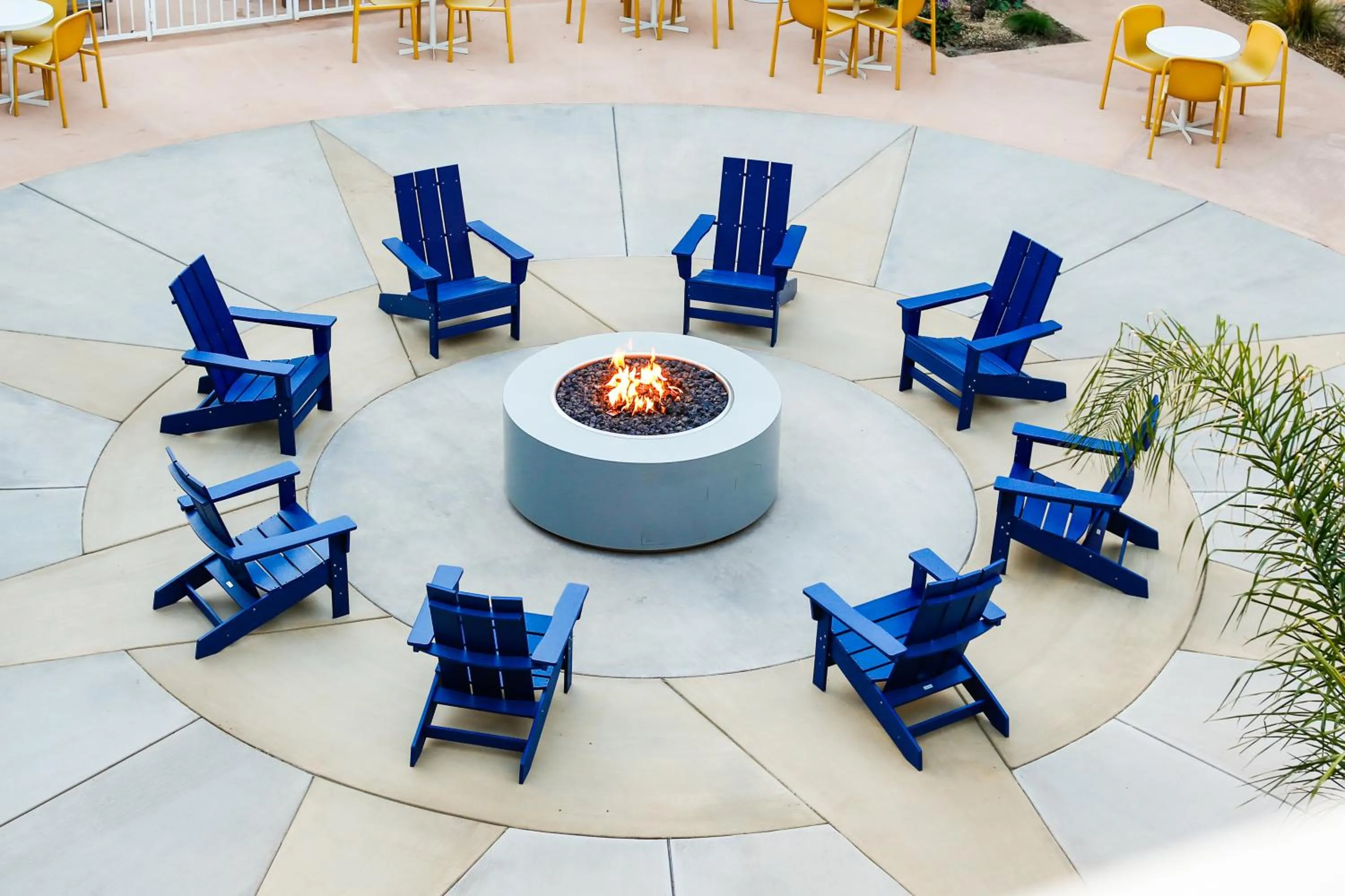 Inner courtyard view in Hotel Del Sol