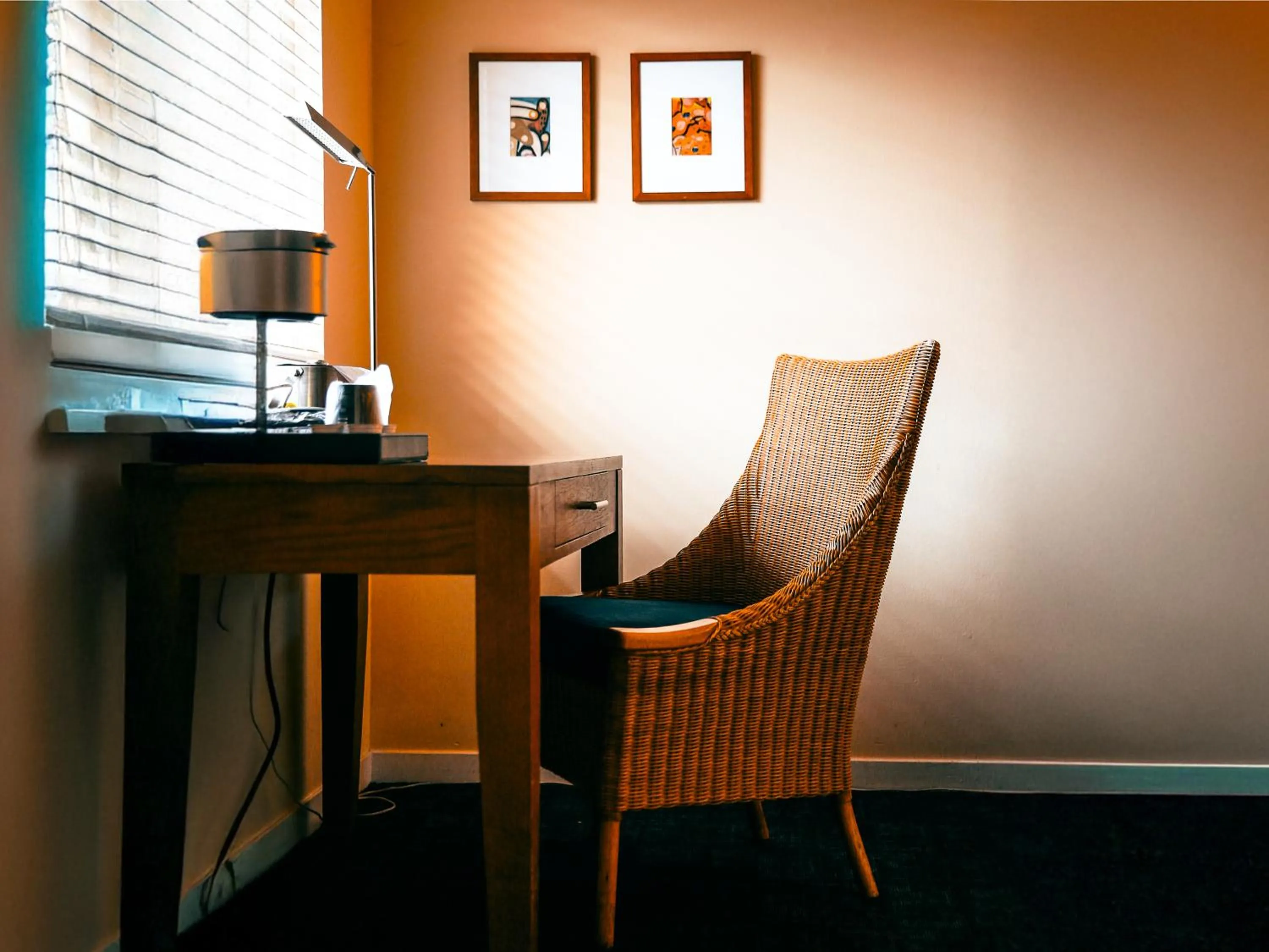 Seating area in Hotel Del Sol