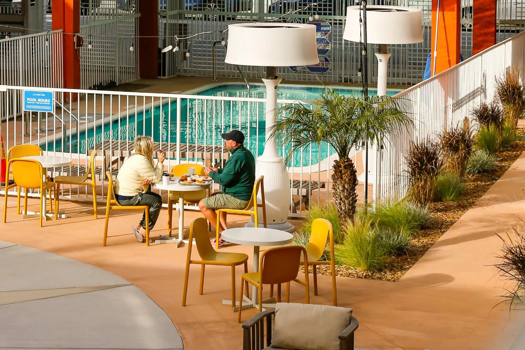 Inner courtyard view in Hotel Del Sol