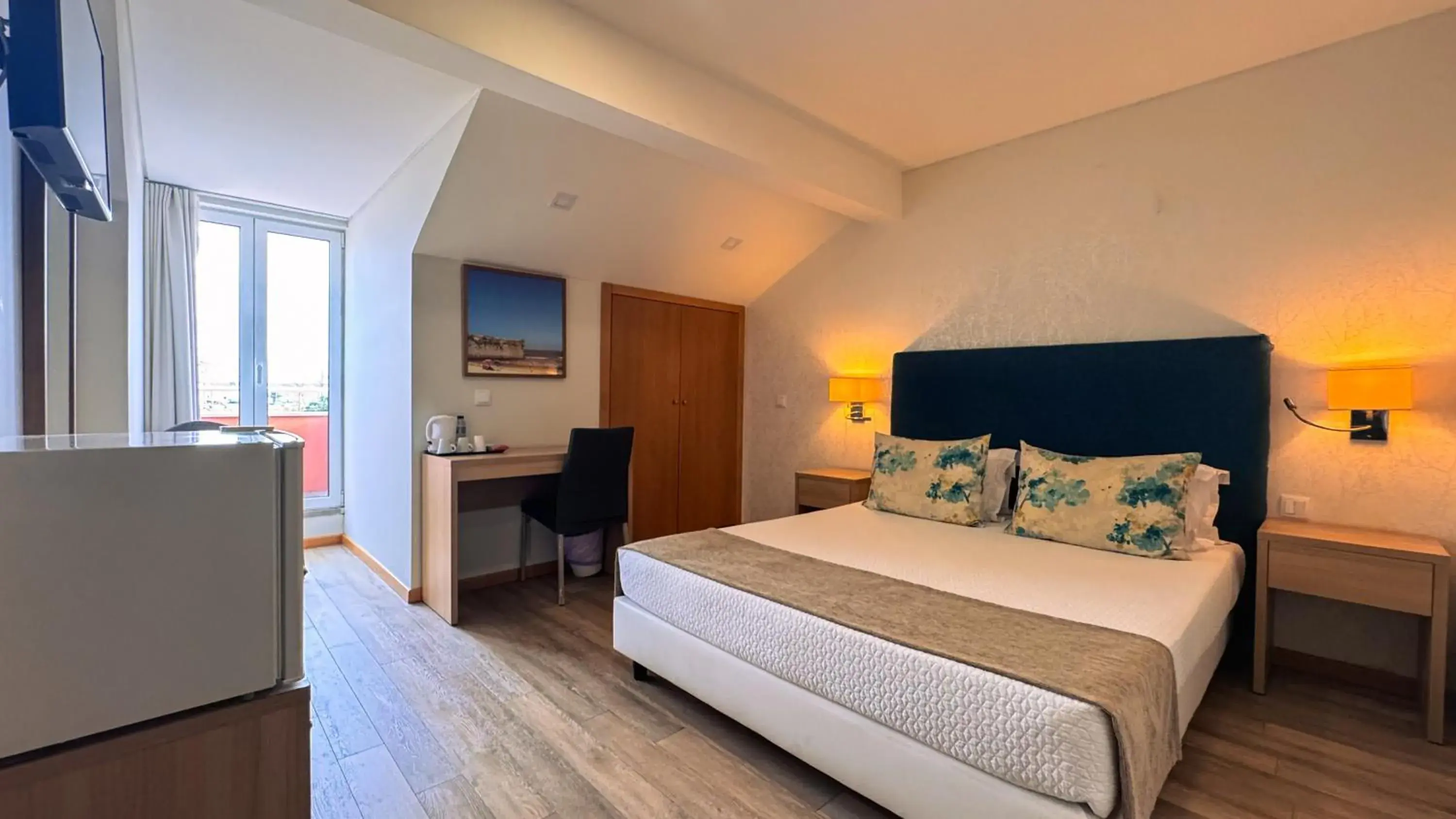 Double Room with Balcony in Sea Garden Peniche Double Room with Balcony in Sea Garden Peniche