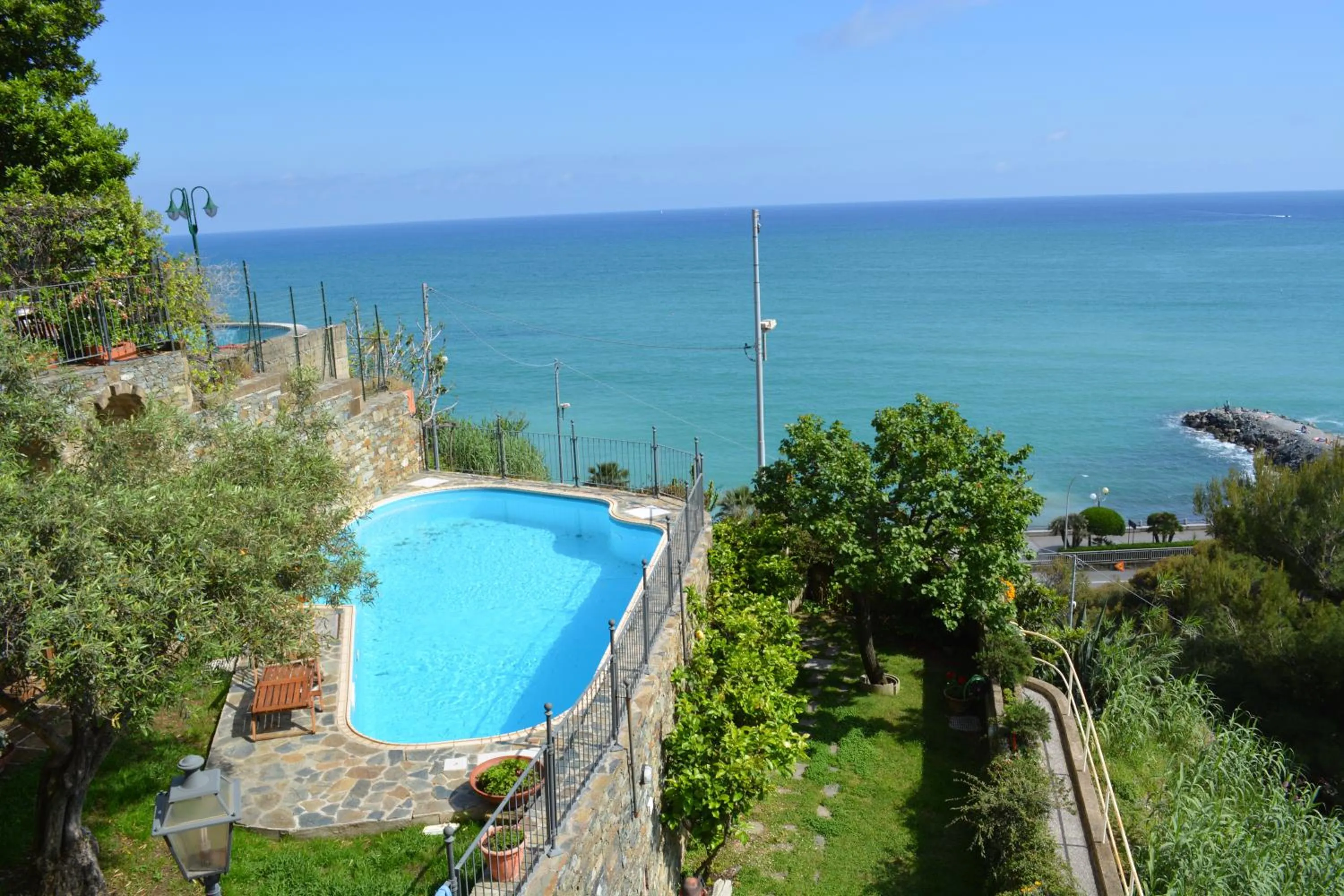 Garden view in Ca da Muntà bed and breakfast