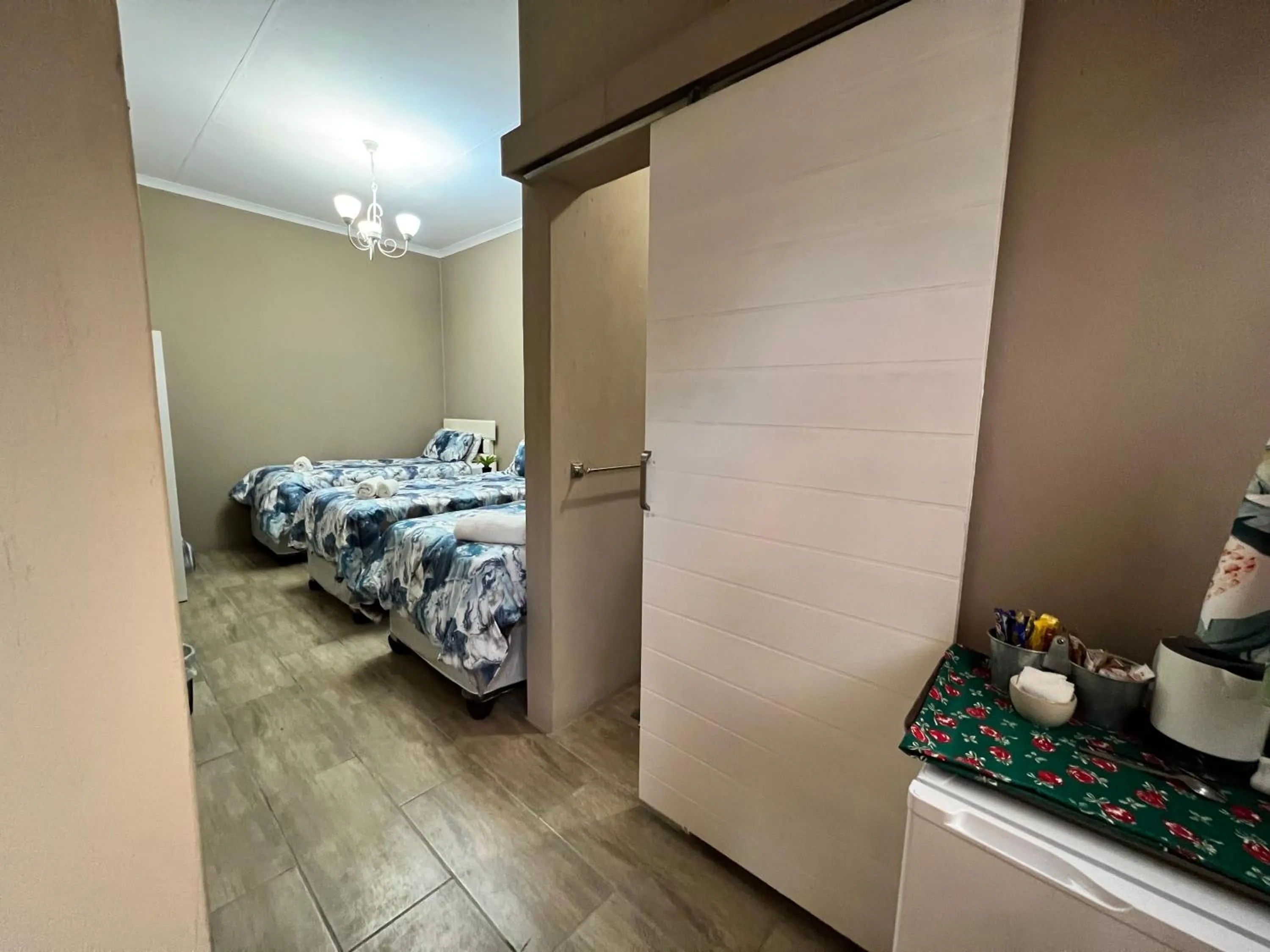 Bedroom, Bed in khaya4u Guesthouse