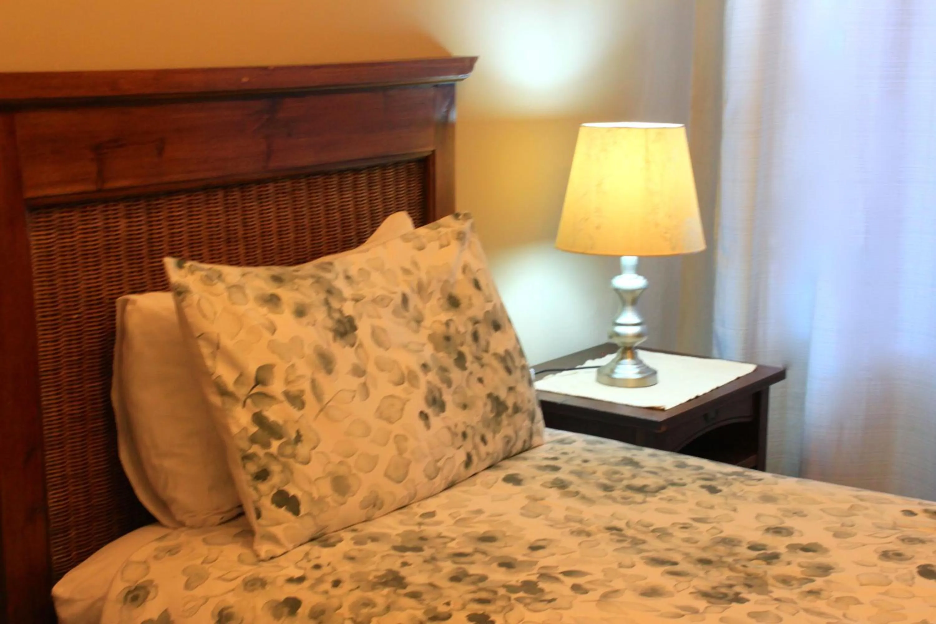 Bed in khaya4u Guesthouse