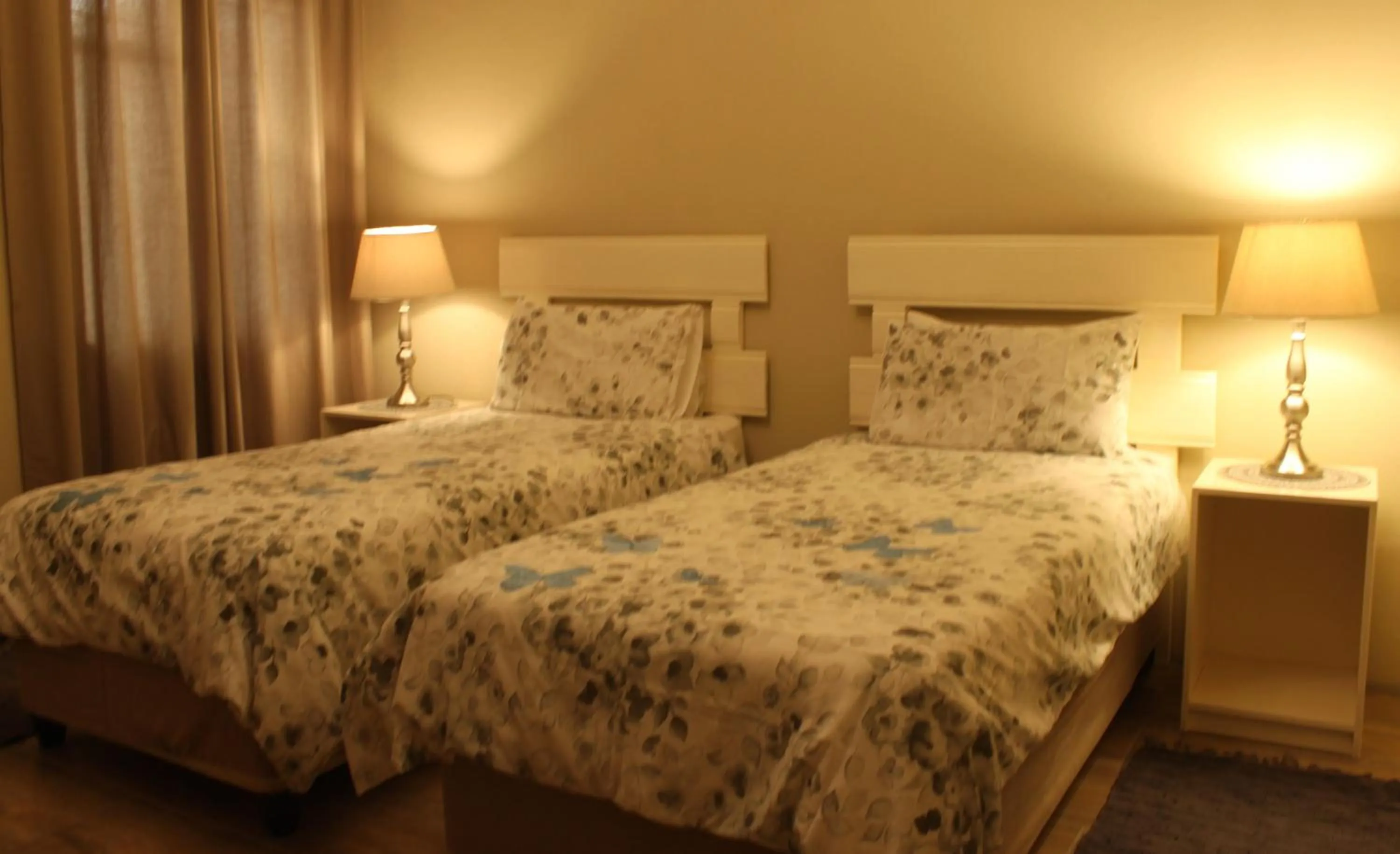 Bed in khaya4u Guesthouse