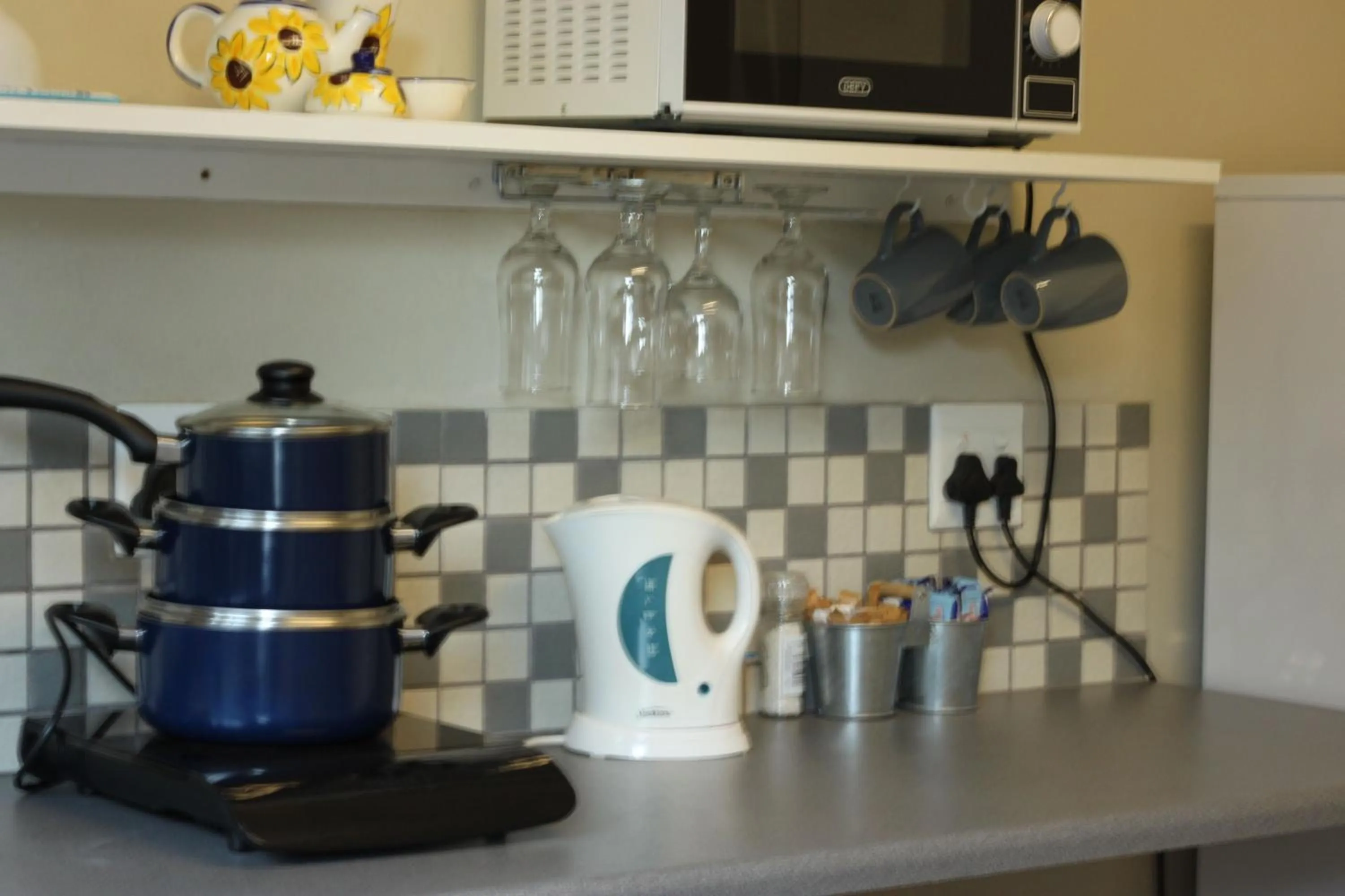 Kitchen or kitchenette in khaya4u Guesthouse