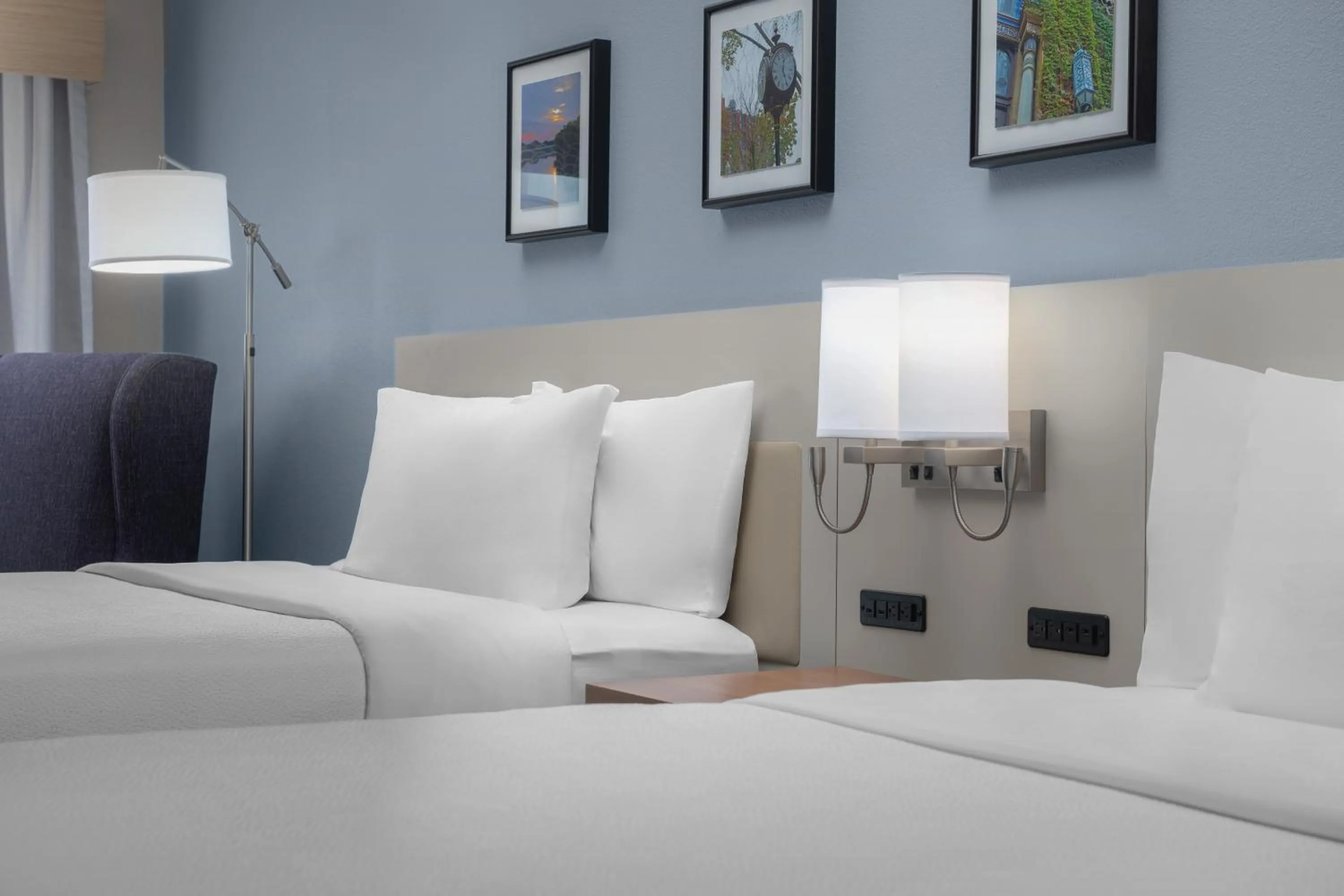 Bed in Hilton Garden Inn Wilkes-Barre