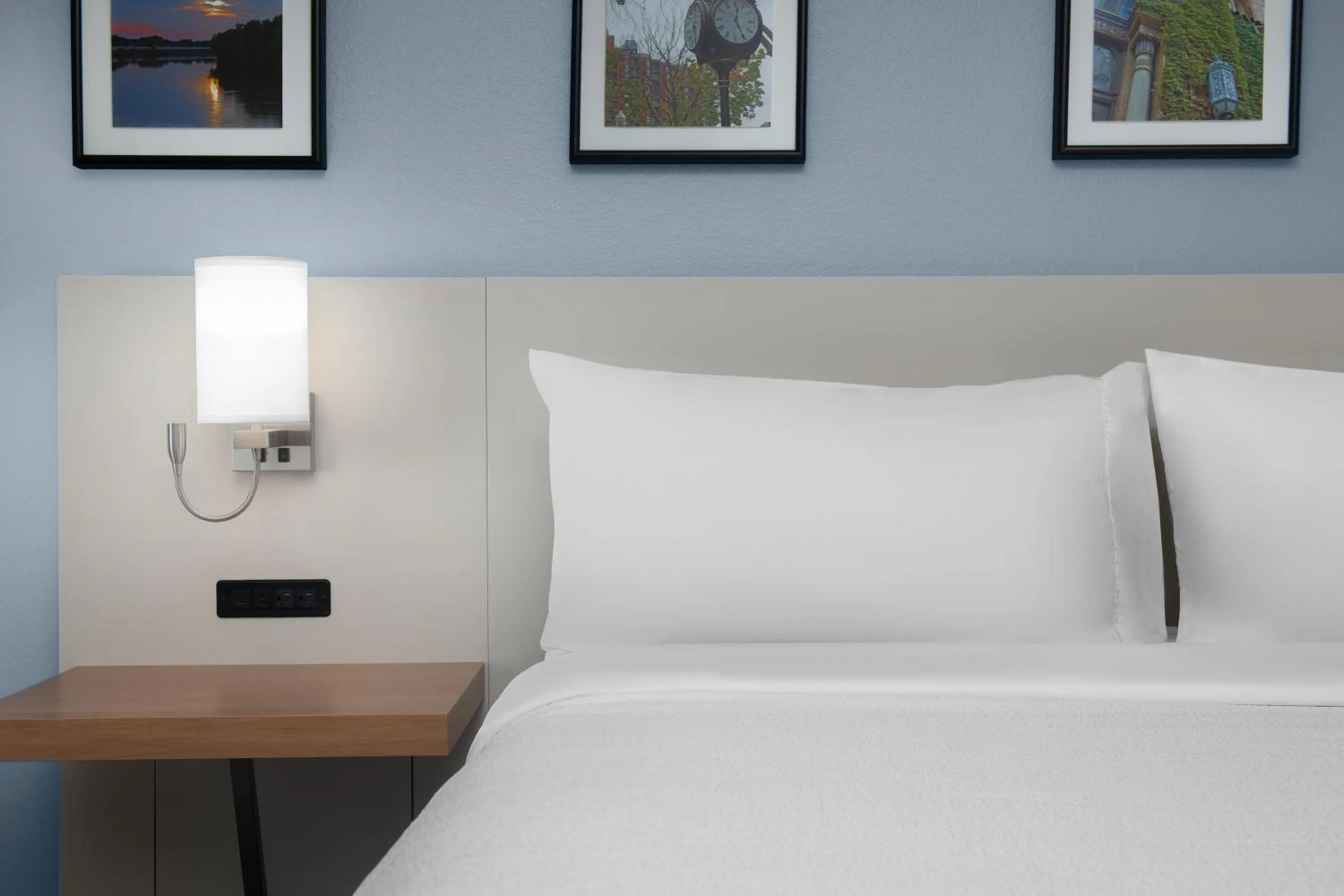 Bed in Hilton Garden Inn Wilkes-Barre