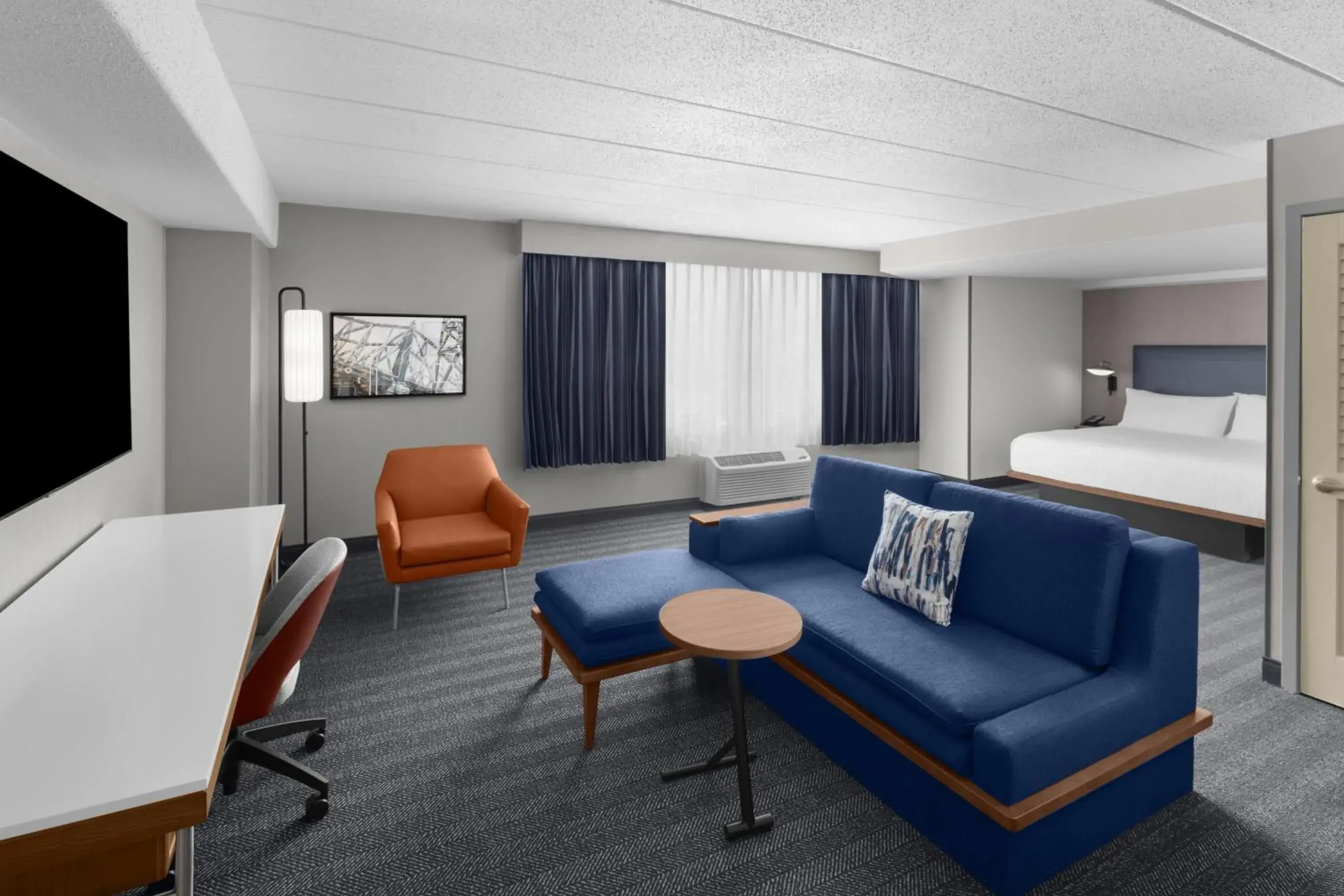 Bedroom, Bed in Wyndham Pittsburgh University Center Bedroom, Bed in Wyndham Pittsburgh University Center