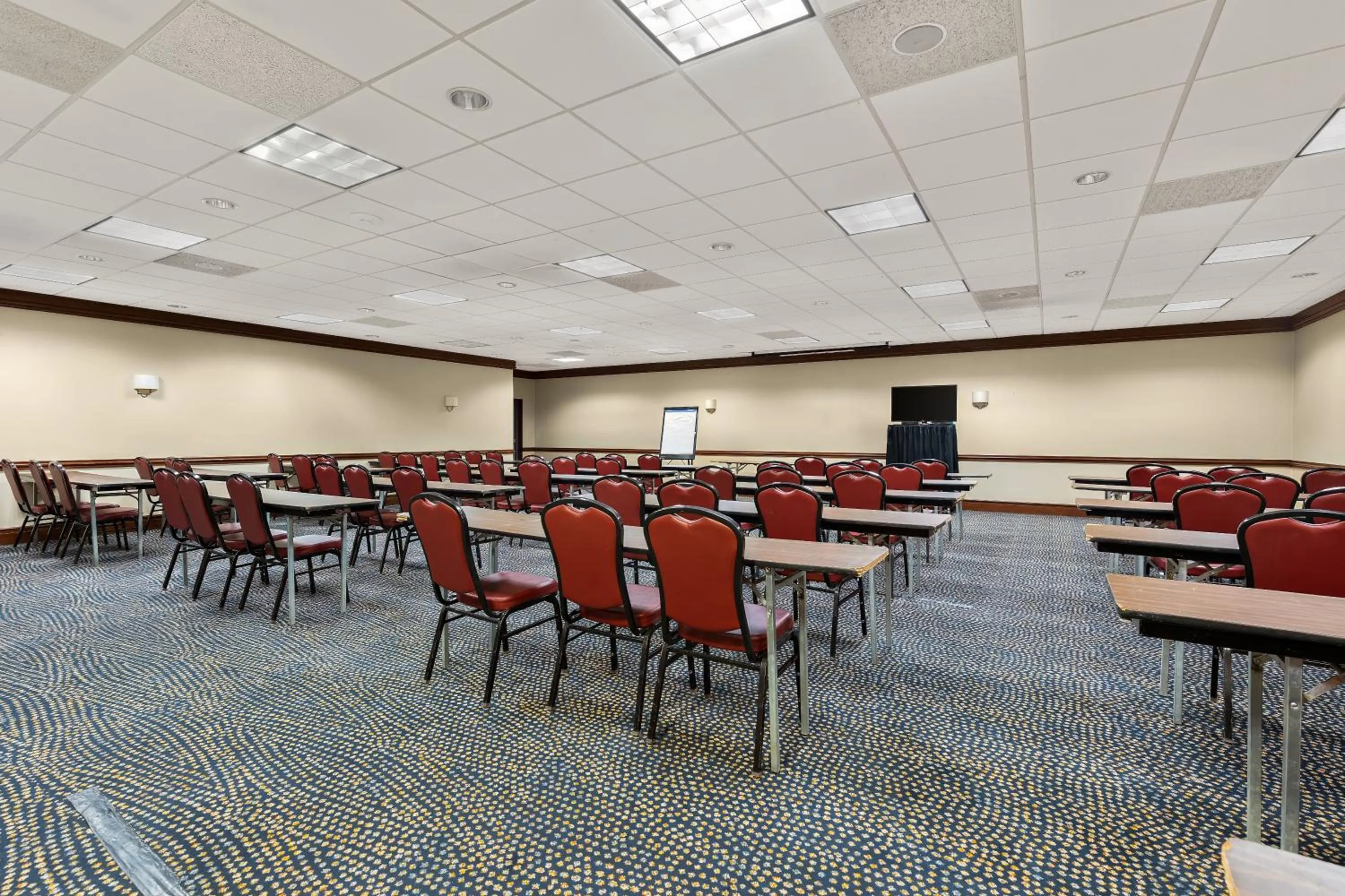 Meeting/conference room in Hotel RL Cleveland Airport West