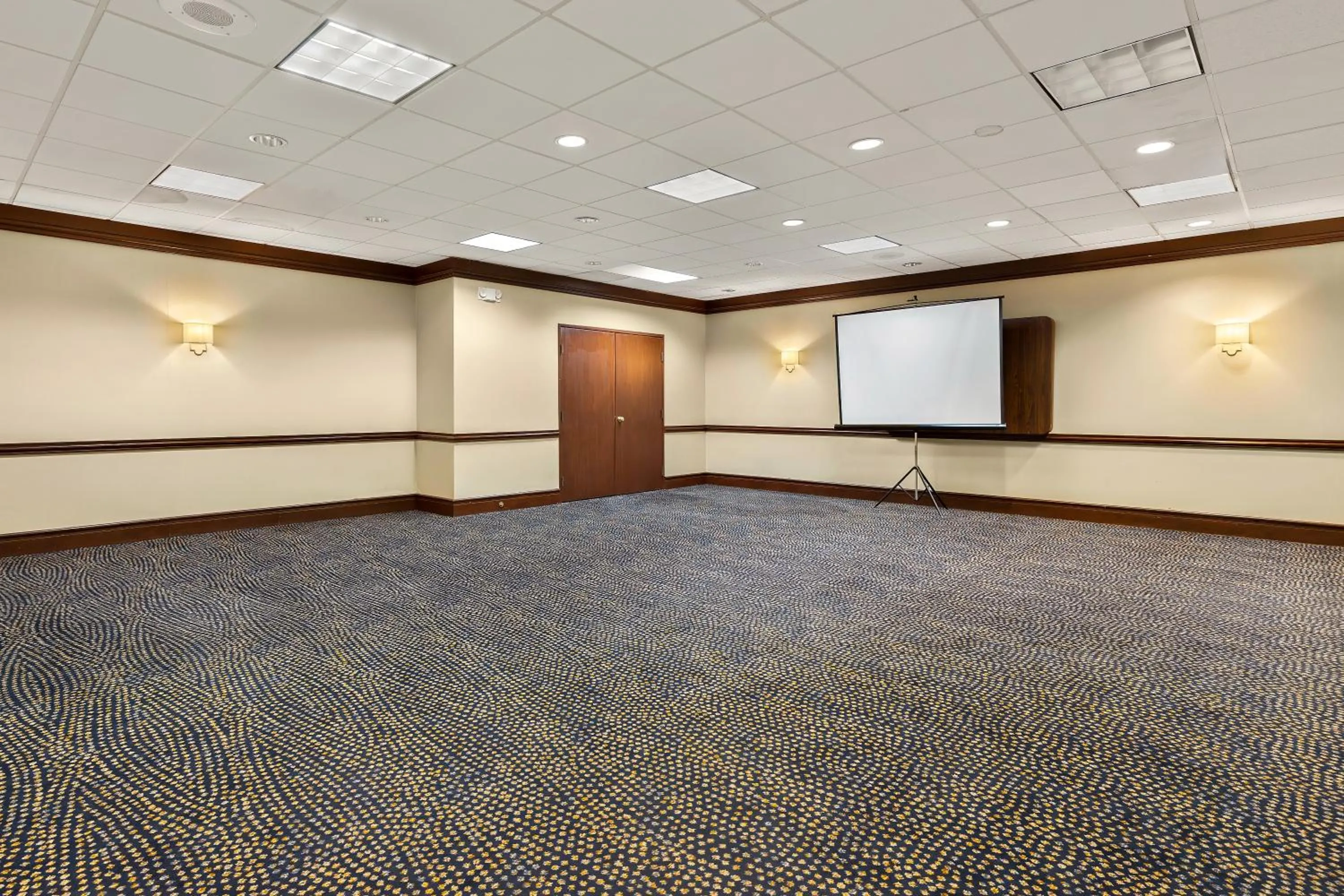 Meeting/conference room in Hotel RL Cleveland Airport West