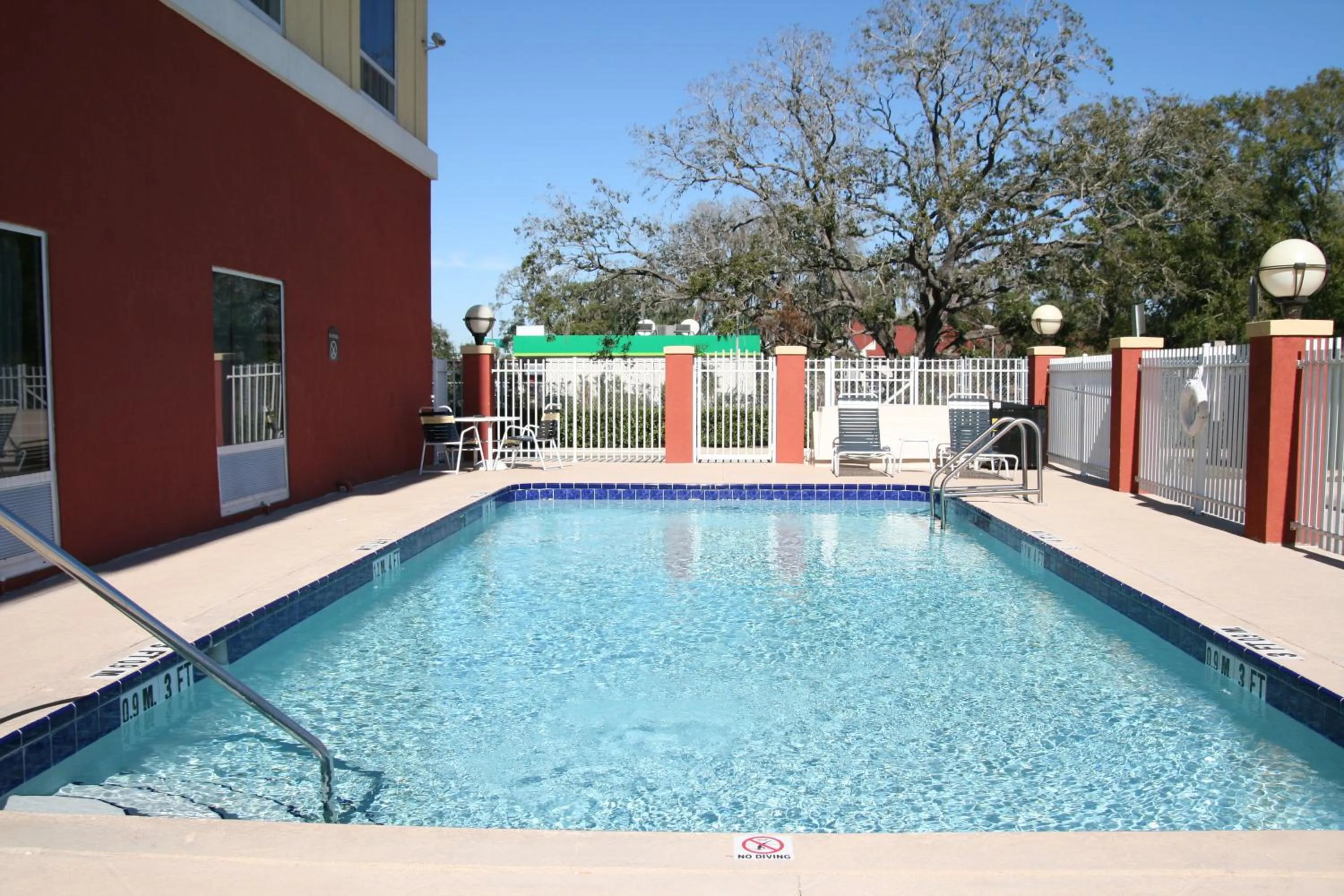Swimming pool in Holiday Inn Express Hotel & Suites Tampa-Fairgrounds-Casino by IHG
