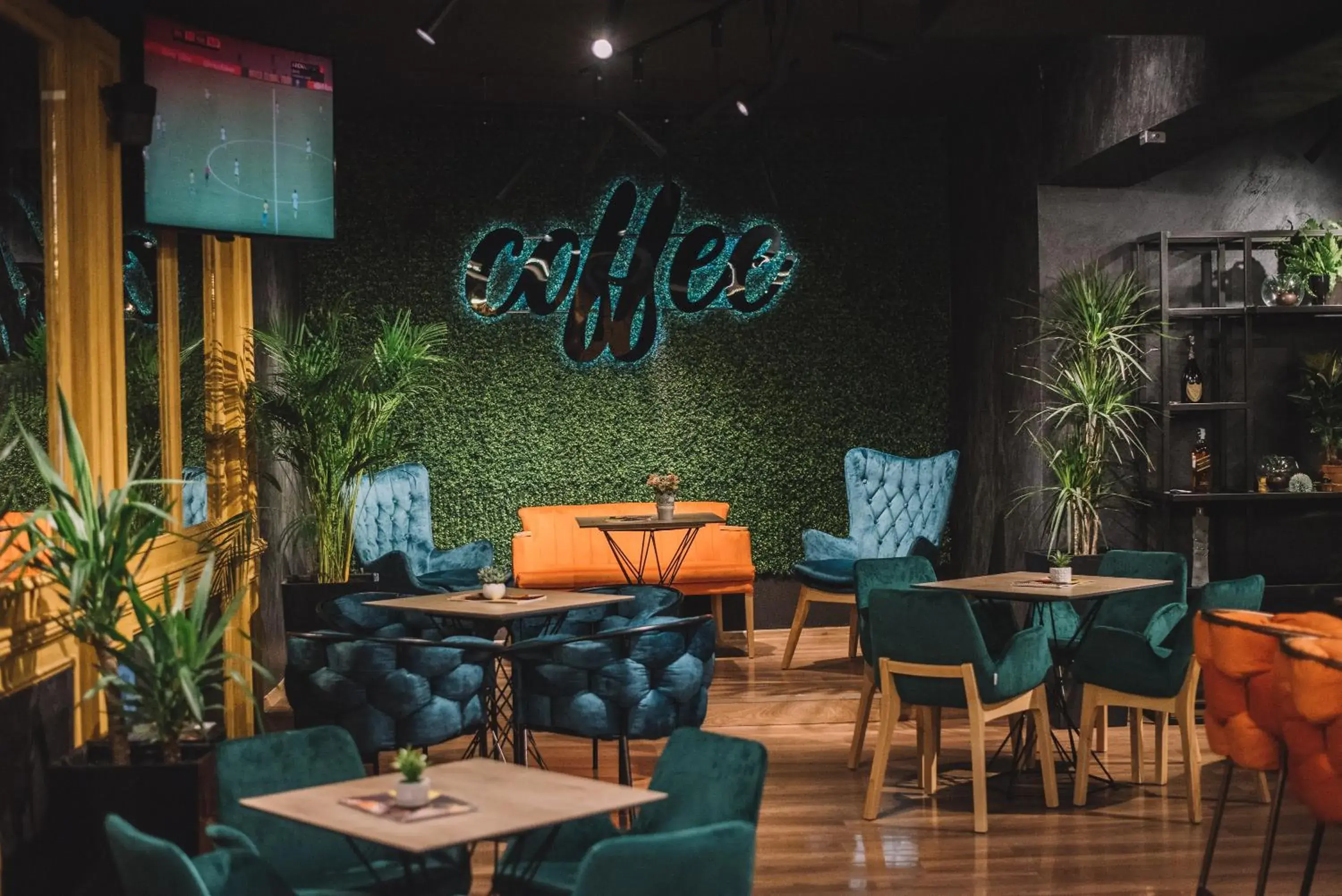 Lounge or bar in Continental Hotel Lounge or bar in Continental Hotel