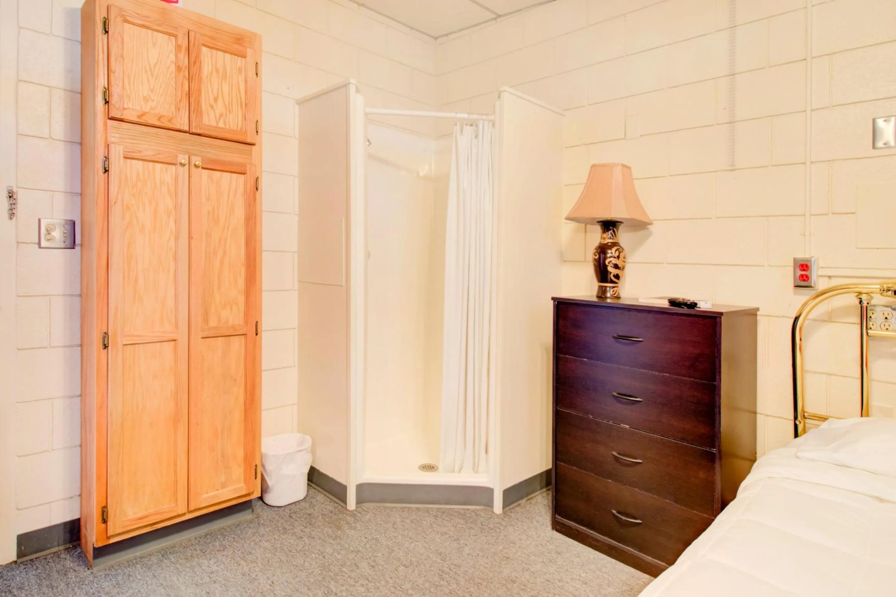 Bedroom in OYO Hotel Drumright I-44 OK