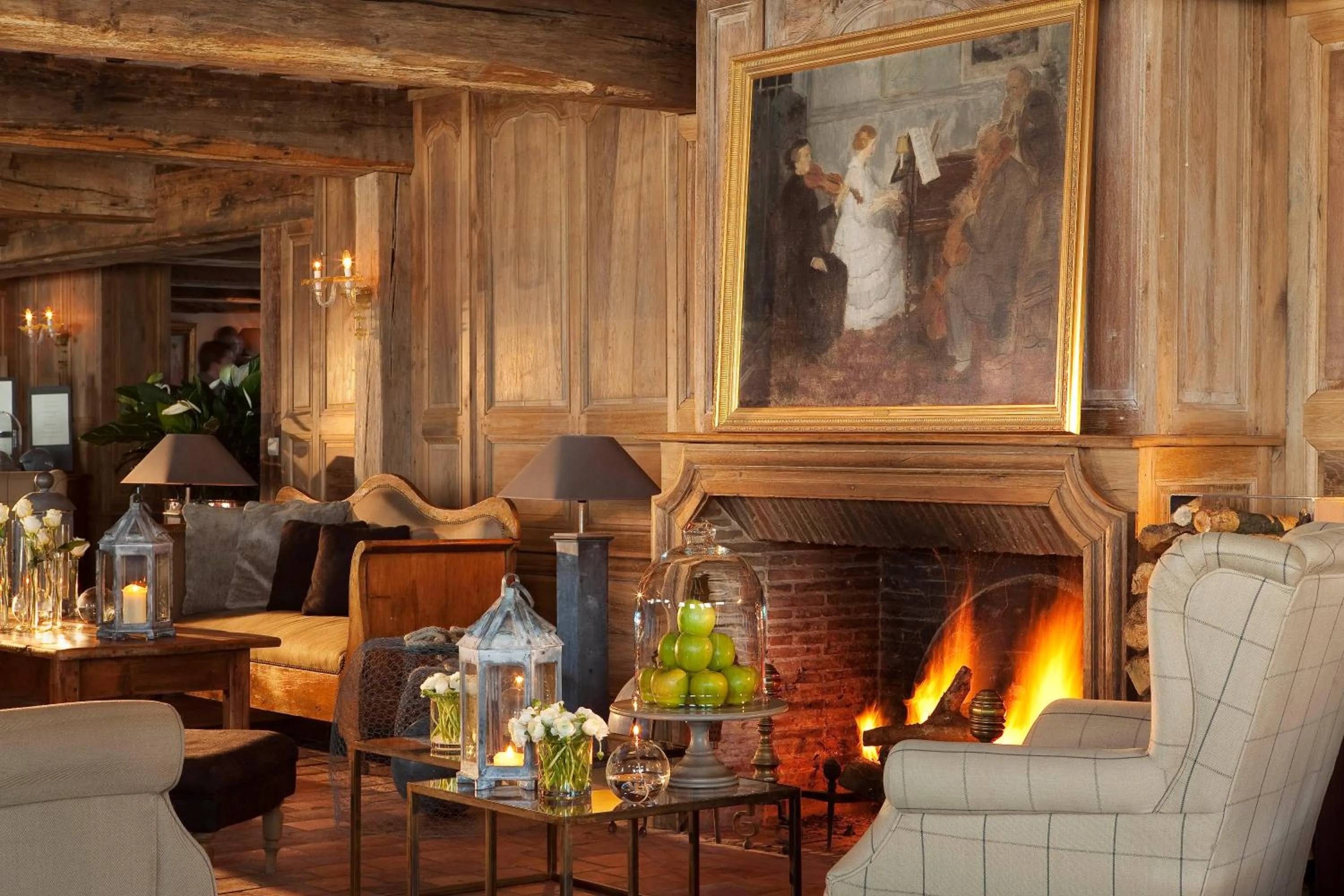 Lounge or bar in La Ferme Saint Simeon Hotel & Spa - Relais & Chateaux