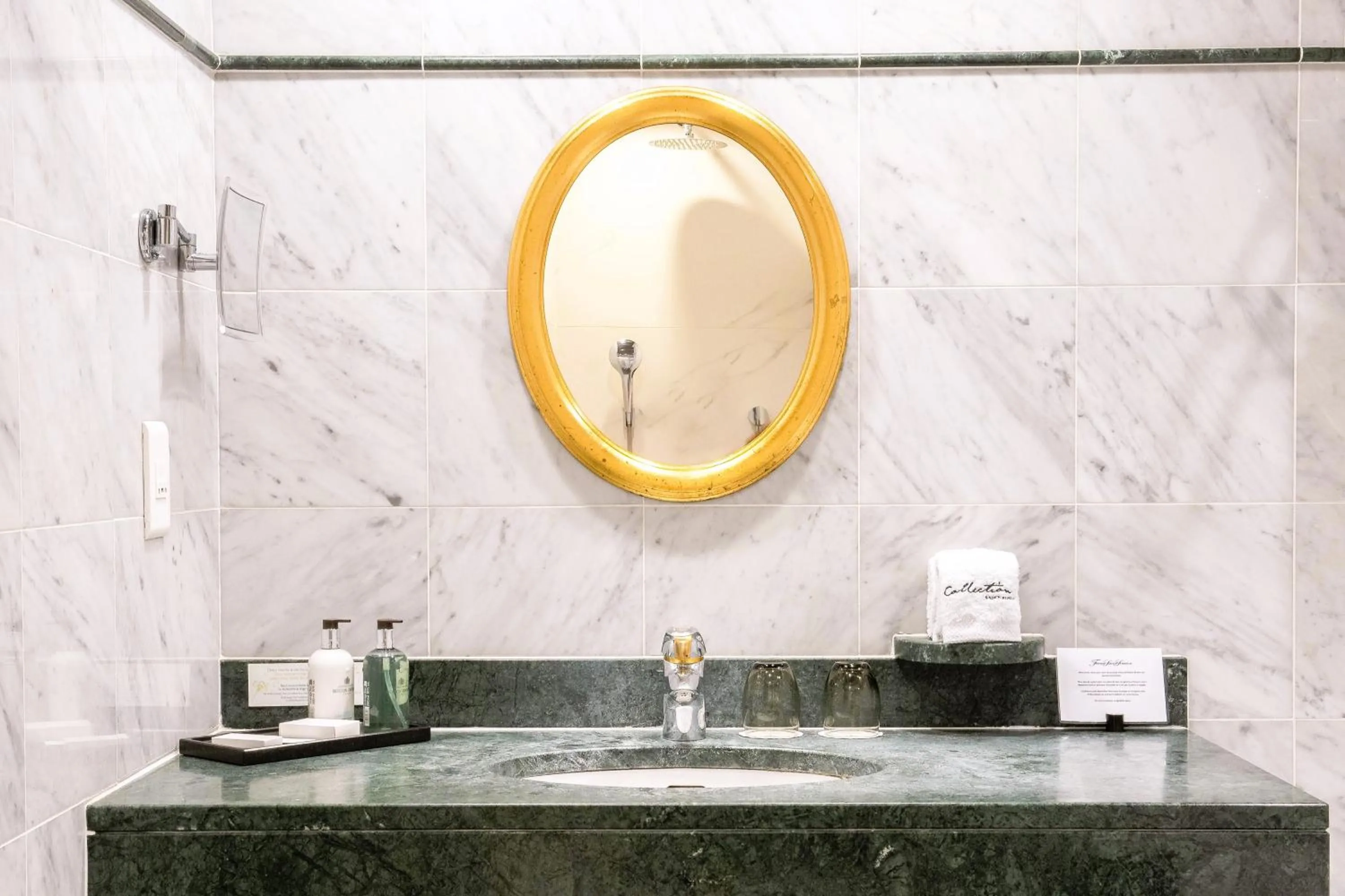 Bathroom in La Ferme Saint Simeon Hotel & Spa - Relais & Chateaux