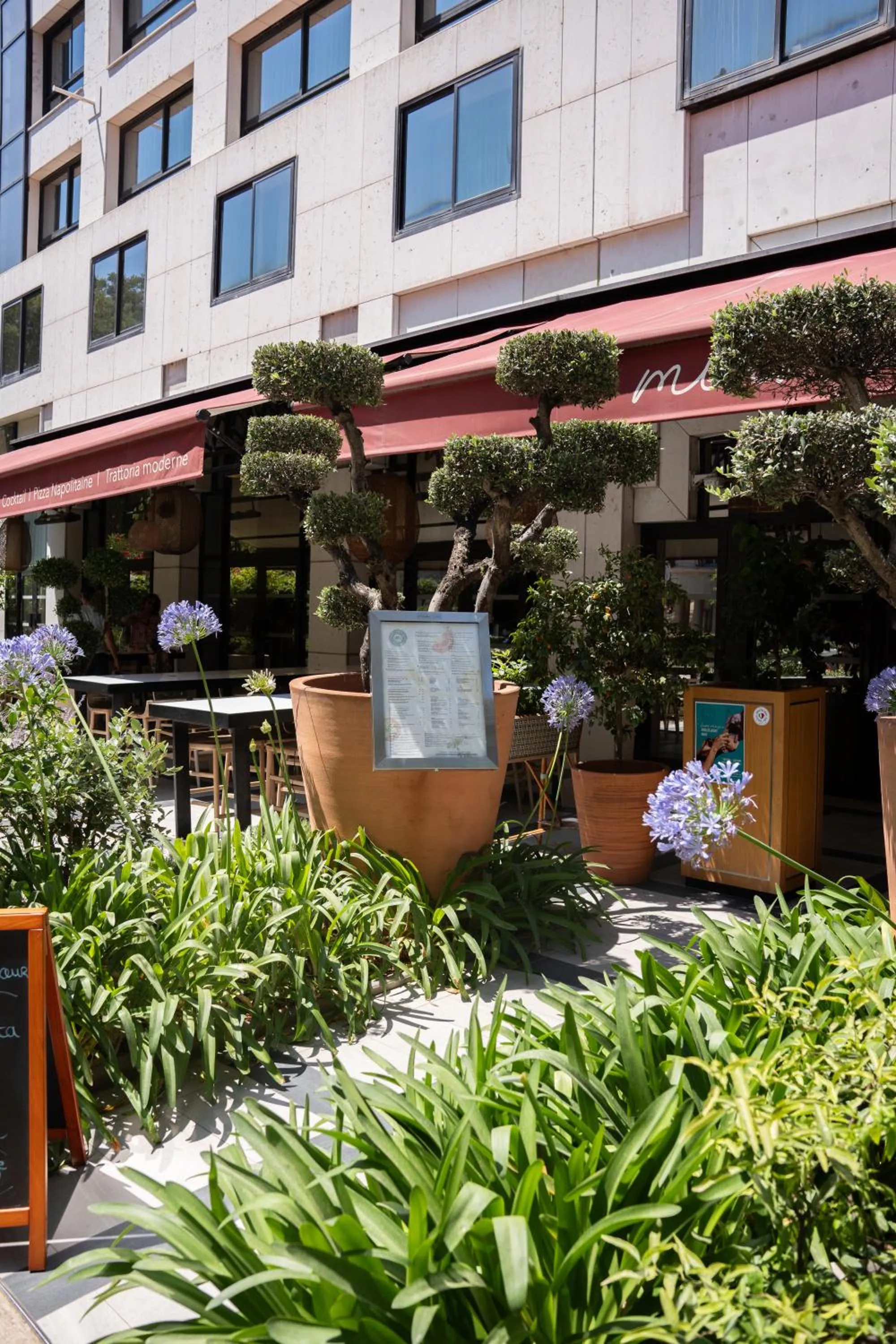 Restaurant/places to eat in Holiday Inn Nice by IHG